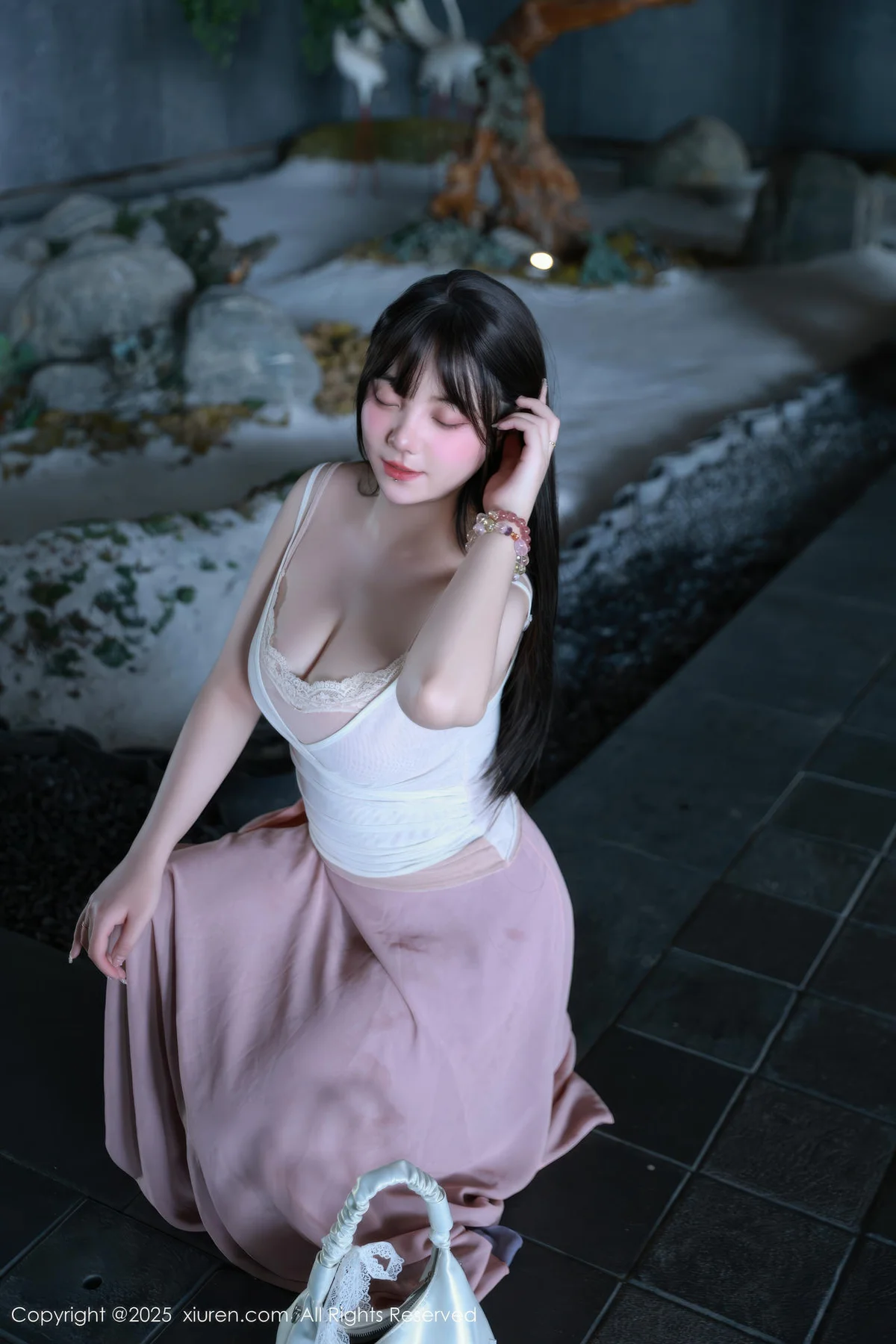 XiuRen 秀人 No.10746 软情 粉色内衣曼妙身姿 - 10