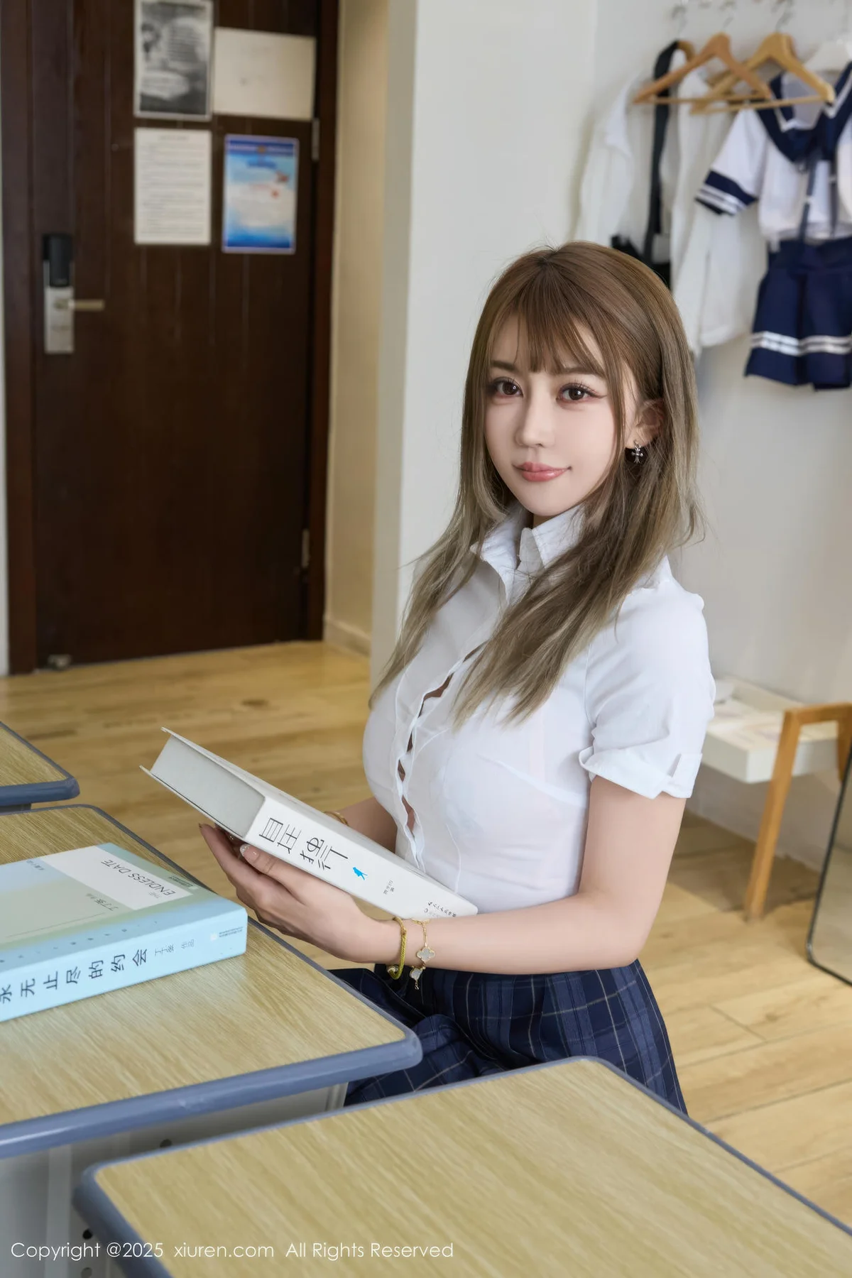 XiuRen 秀人 No.10750 Zoe柚柚 教室场景性感JK服装， - 1