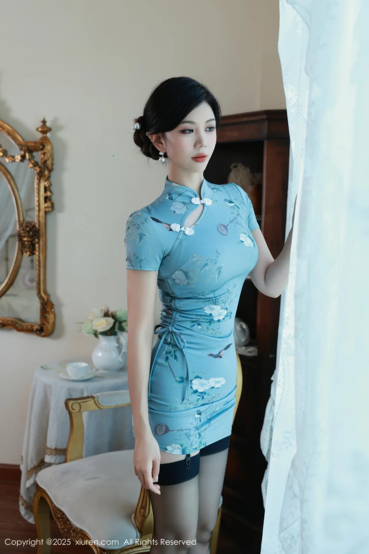 XiuRen 秀人 No.10753 玫瑰我爱你 蓝色旗袍搭配 - 2
