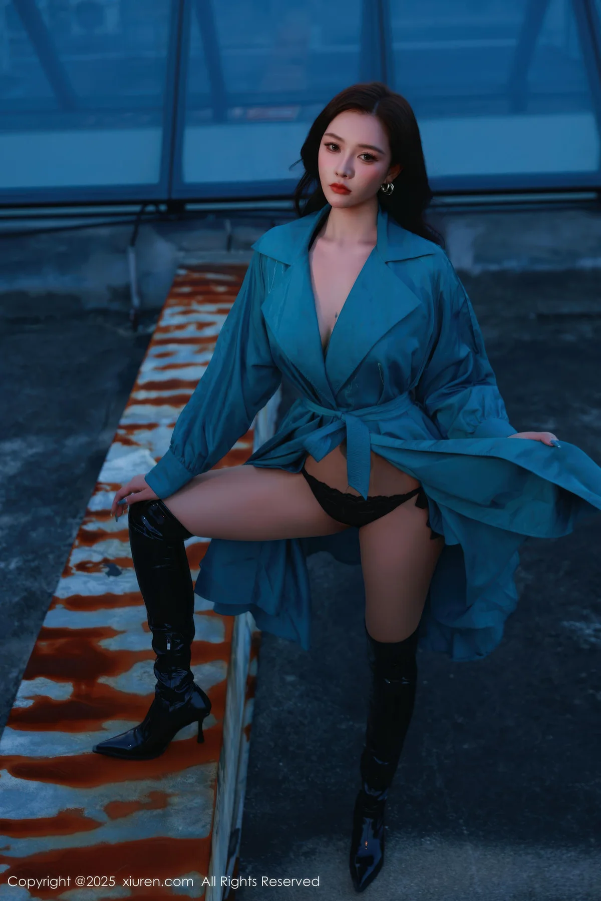 XiuRen 秀人 No.10776 娜比 蓝色风衣情趣内衣 - 8