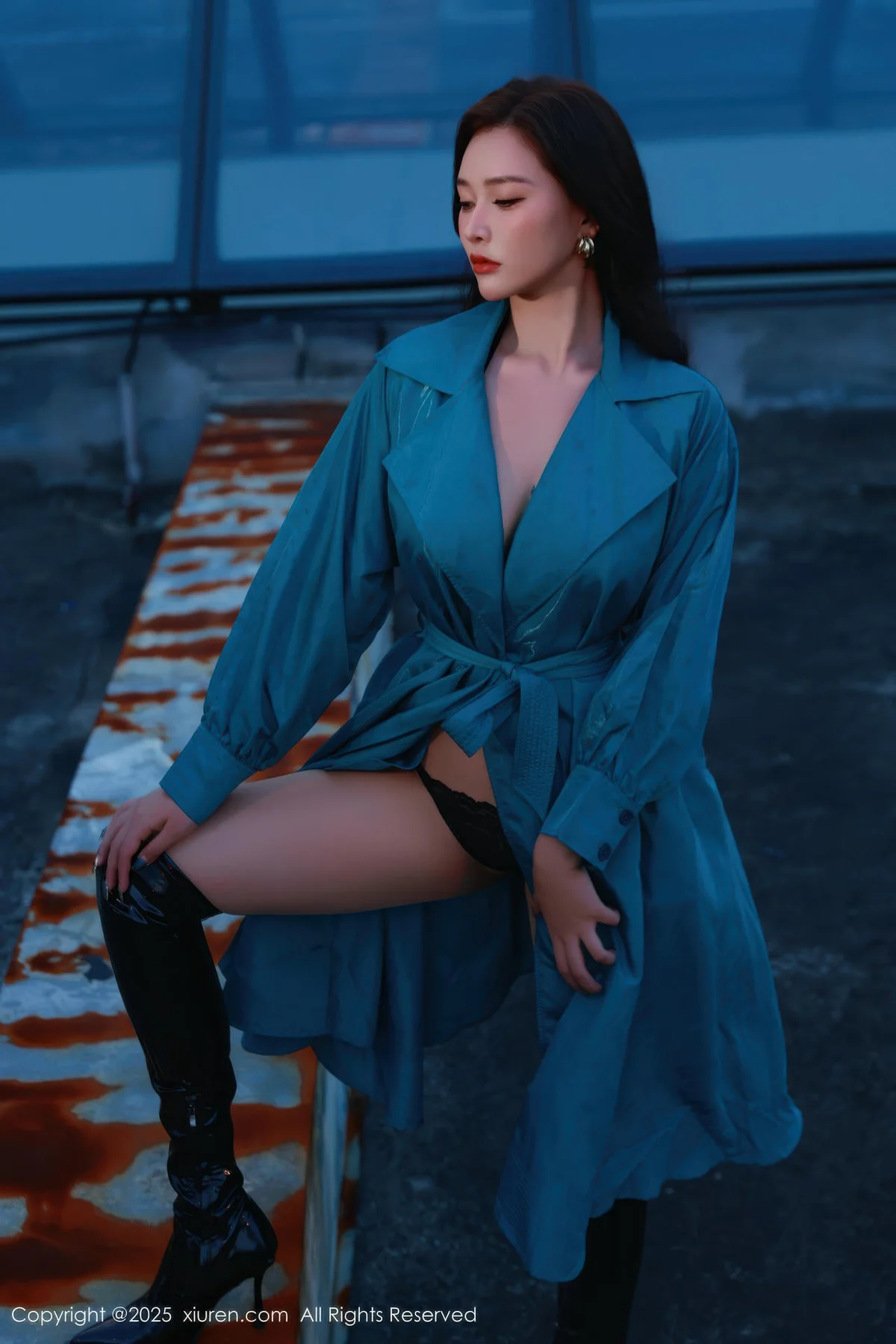 XiuRen 秀人 No.10776 娜比 蓝色风衣情趣内衣 - 9