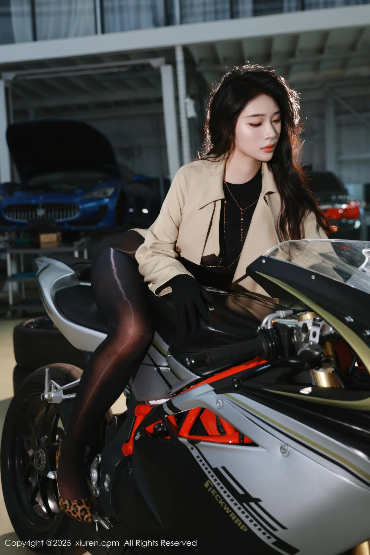 XiuRen 秀人 No.10788 南乔 杏色风衣连体丝袜 - 2