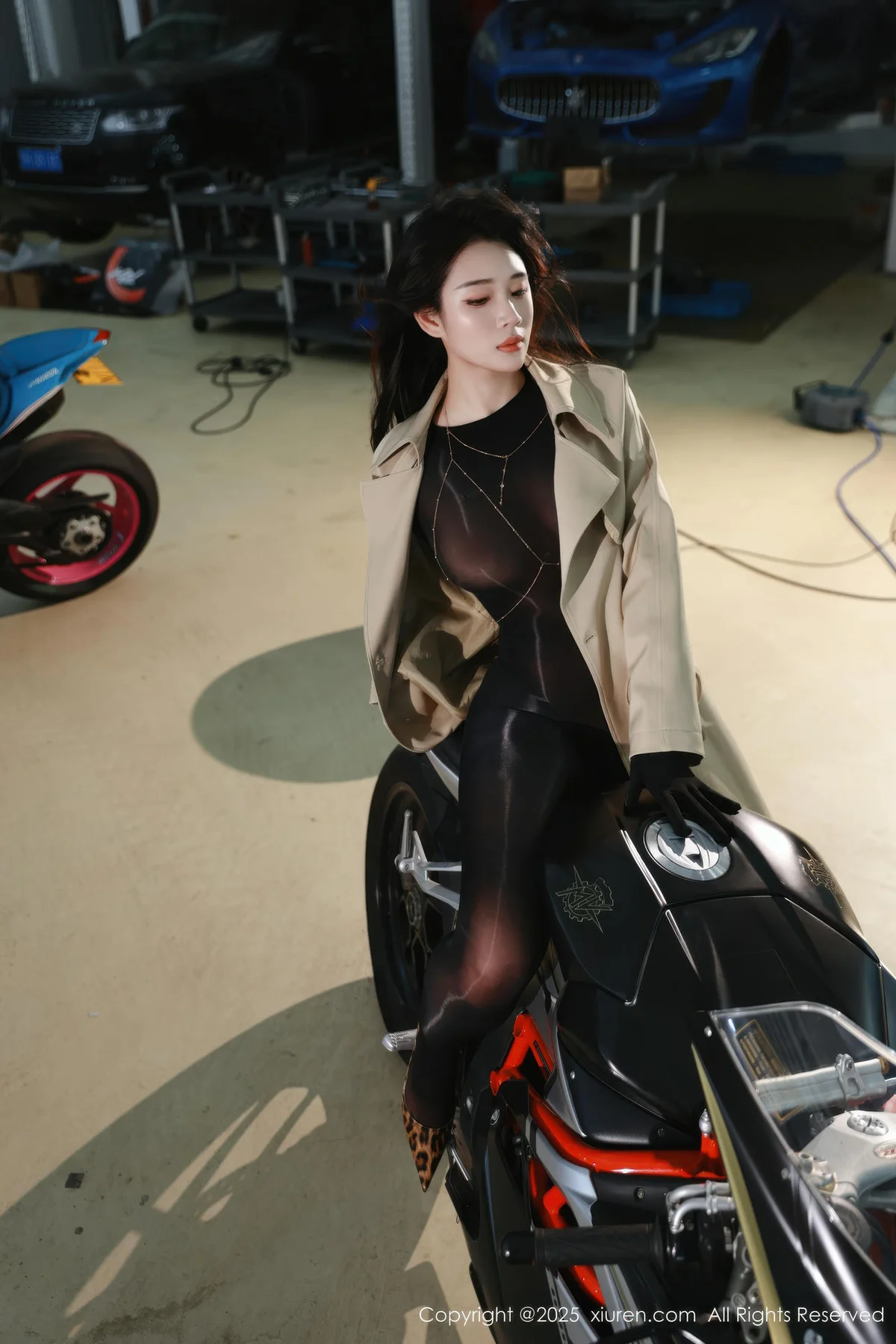 XiuRen 秀人 No.10788 南乔 杏色风衣连体丝袜 - 4