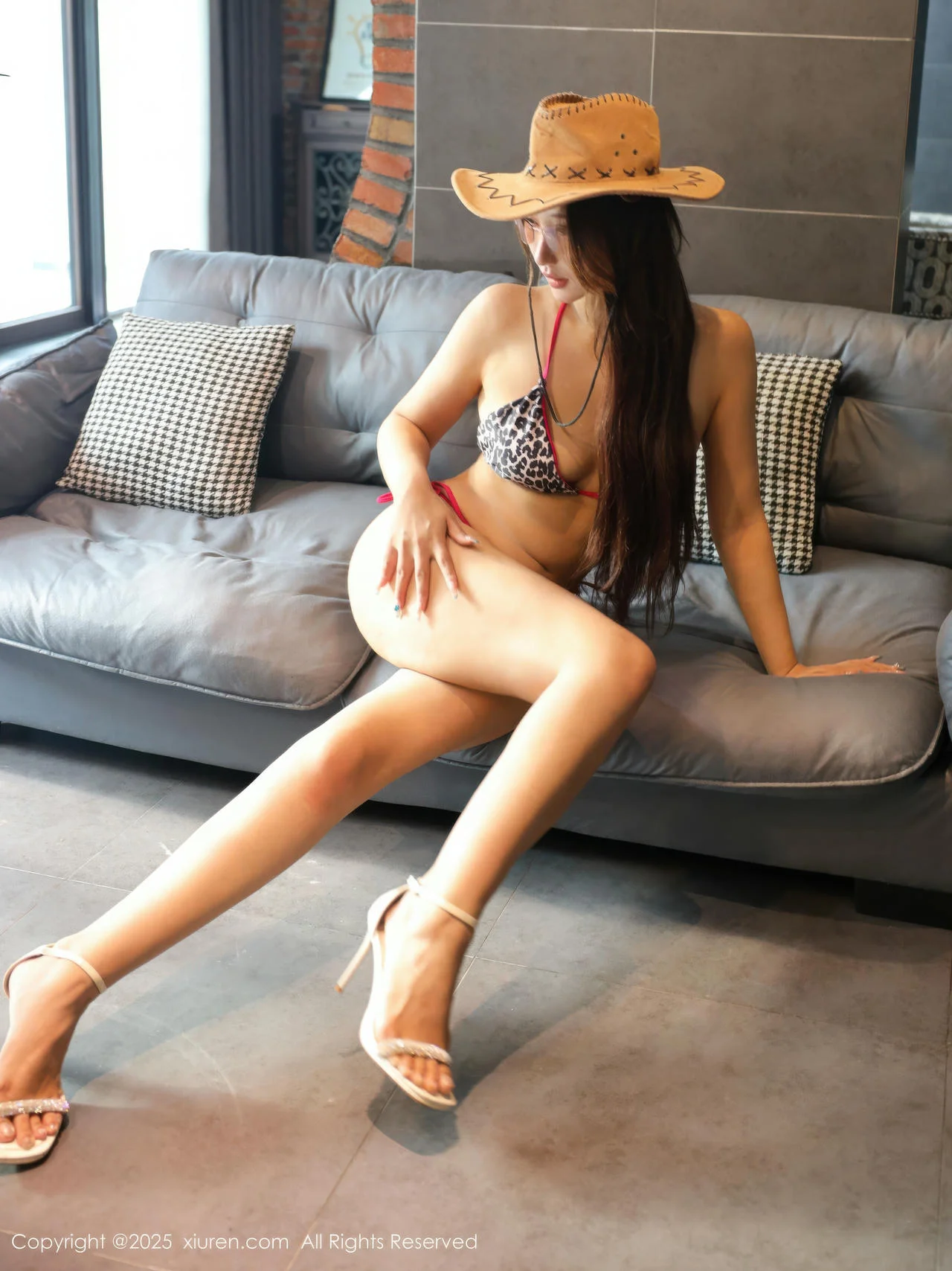 XiuRen 秀人 No.10789 金允希Yuki 性感豹纹比基尼 - 10