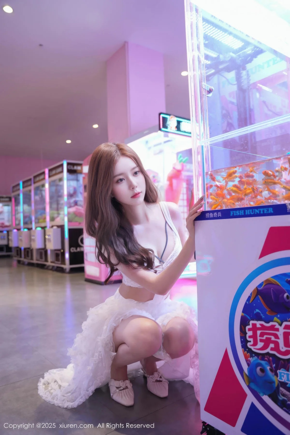 XiuRen 秀人 No.10791 拍黄瓜girl 白色连衣裙 - 4