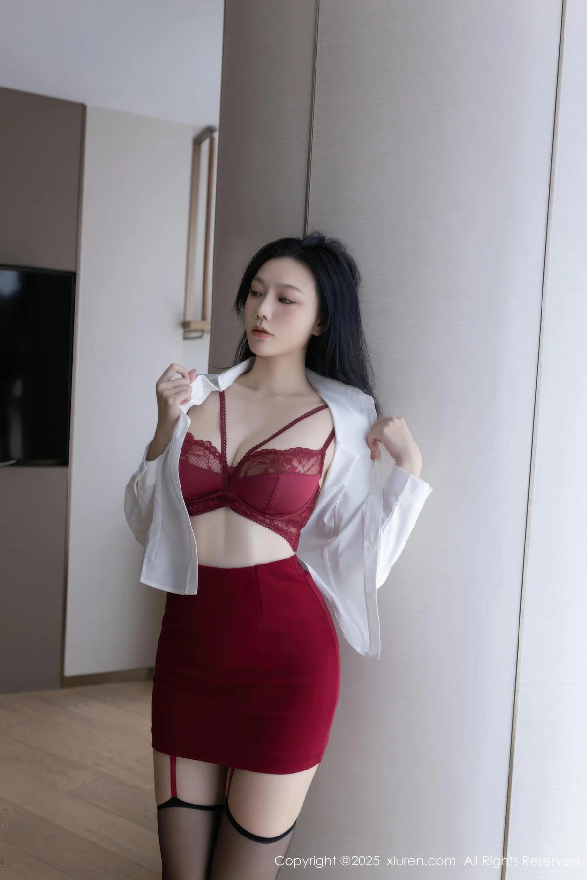 XiuRen 秀人 No.10797 安然anran 红裙OL魅惑黑丝 - 10