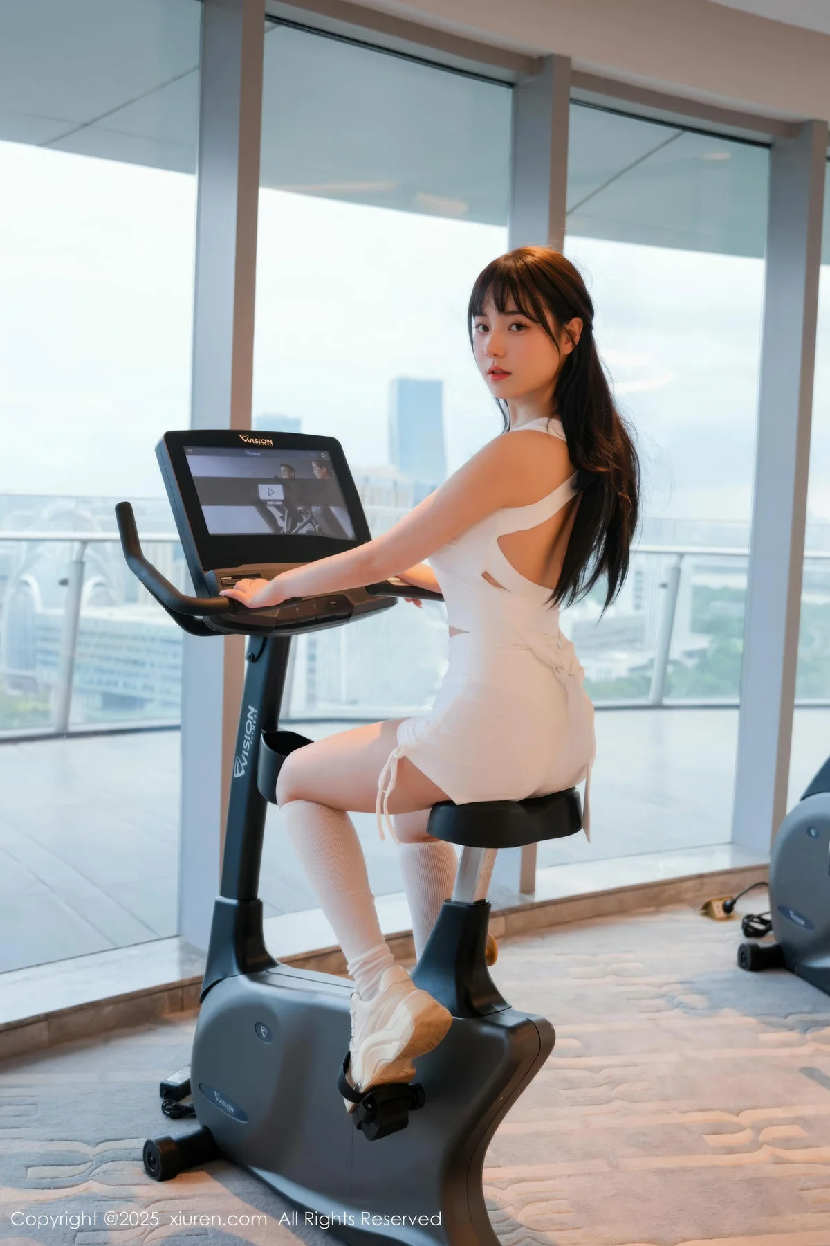 XiuRen 秀人 No.10808 软情 健身房场景拍摄 - 10