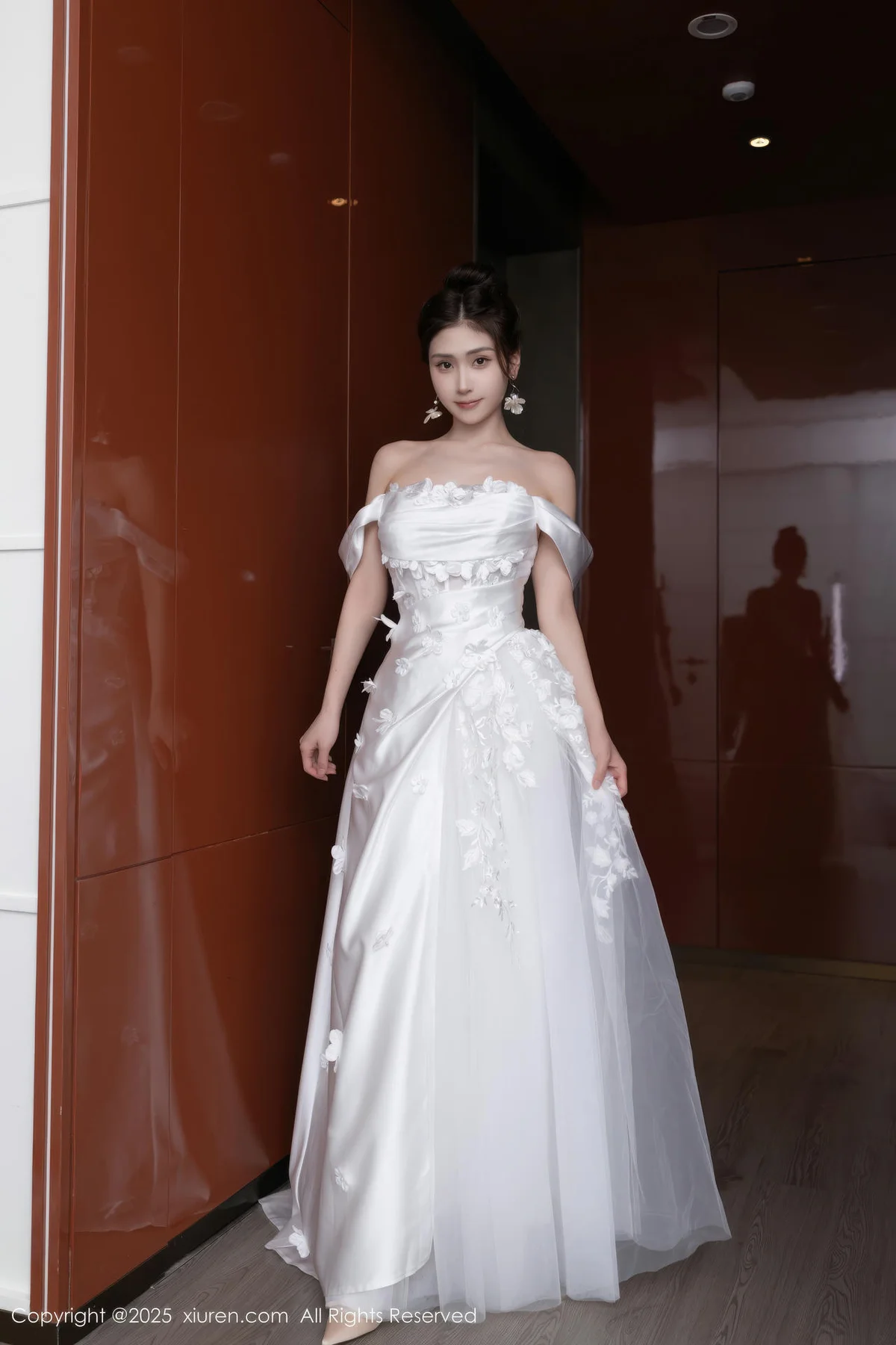 XiuRen 秀人 No.10814 刘婷婷 白色婚纱主题 - 1