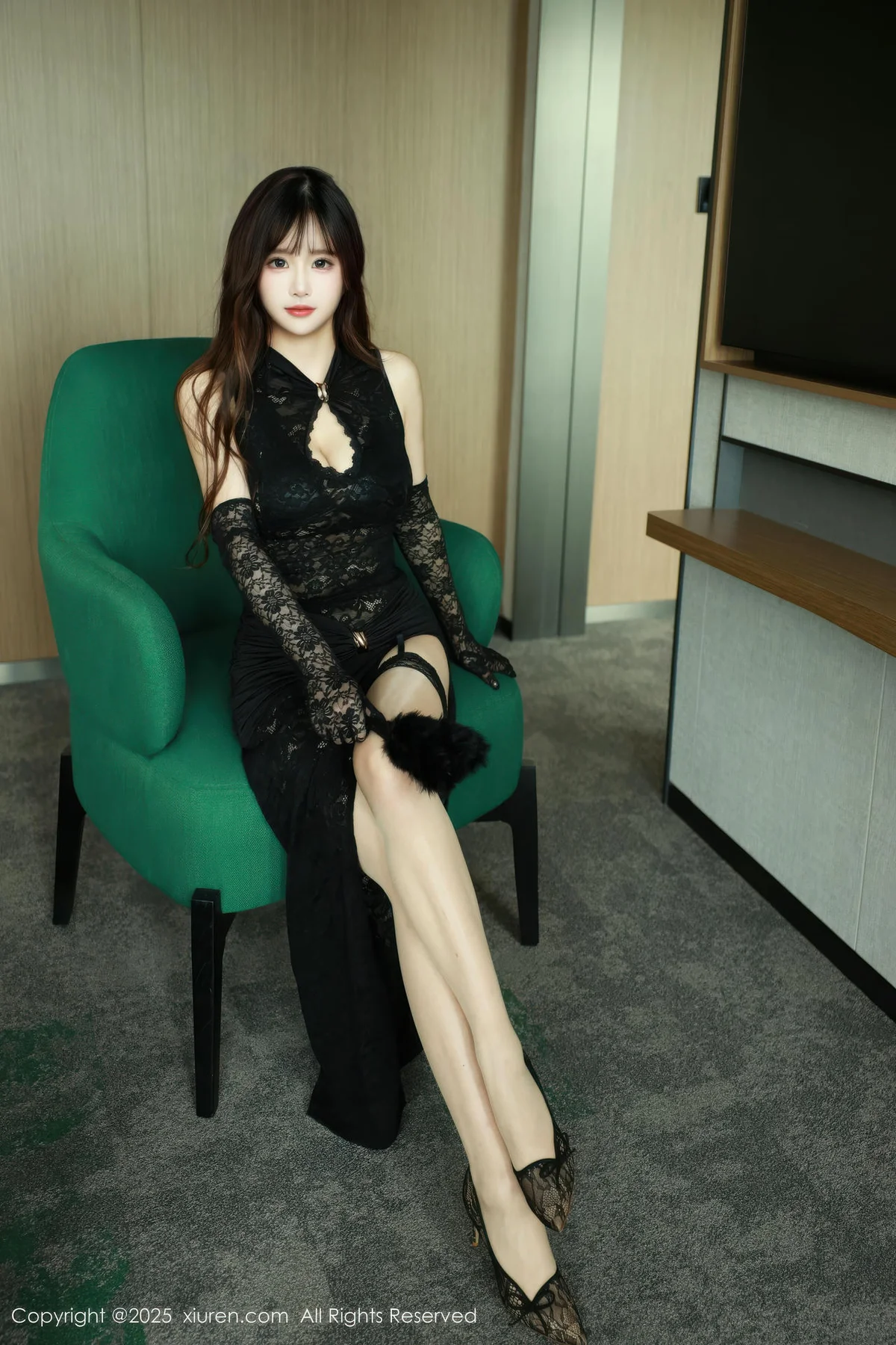 XiuRen 秀人 No.10831 小肉肉咪 黑色连体丝袜 - 7