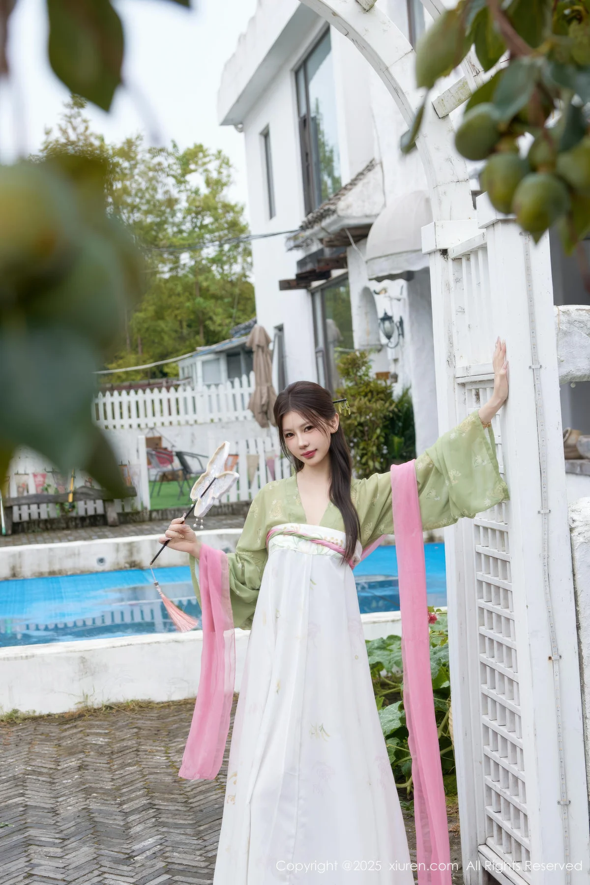 XiuRen 秀人 No.10834 尹甜甜sunny 中秋主题拍摄汉服装扮 - 4