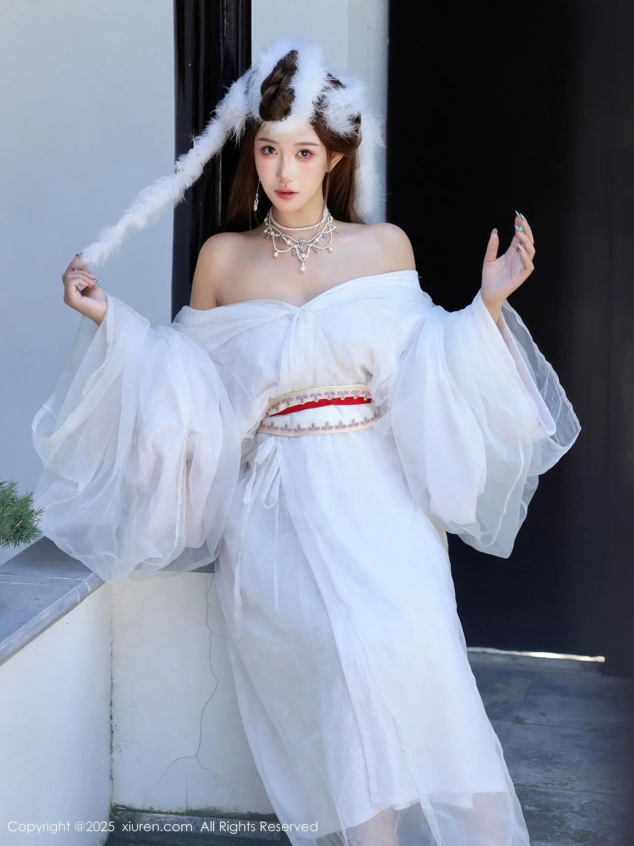 XiuRen 秀人 No.10843 金允希Yuki 白色锦毛鼠装扮 - 6