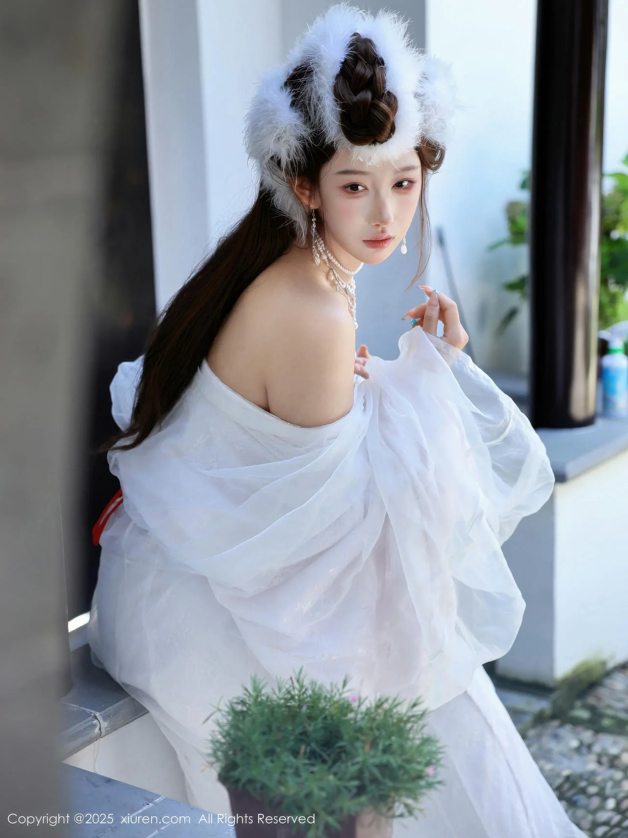 XiuRen 秀人 No.10843 金允希Yuki 白色锦毛鼠装扮 - 8