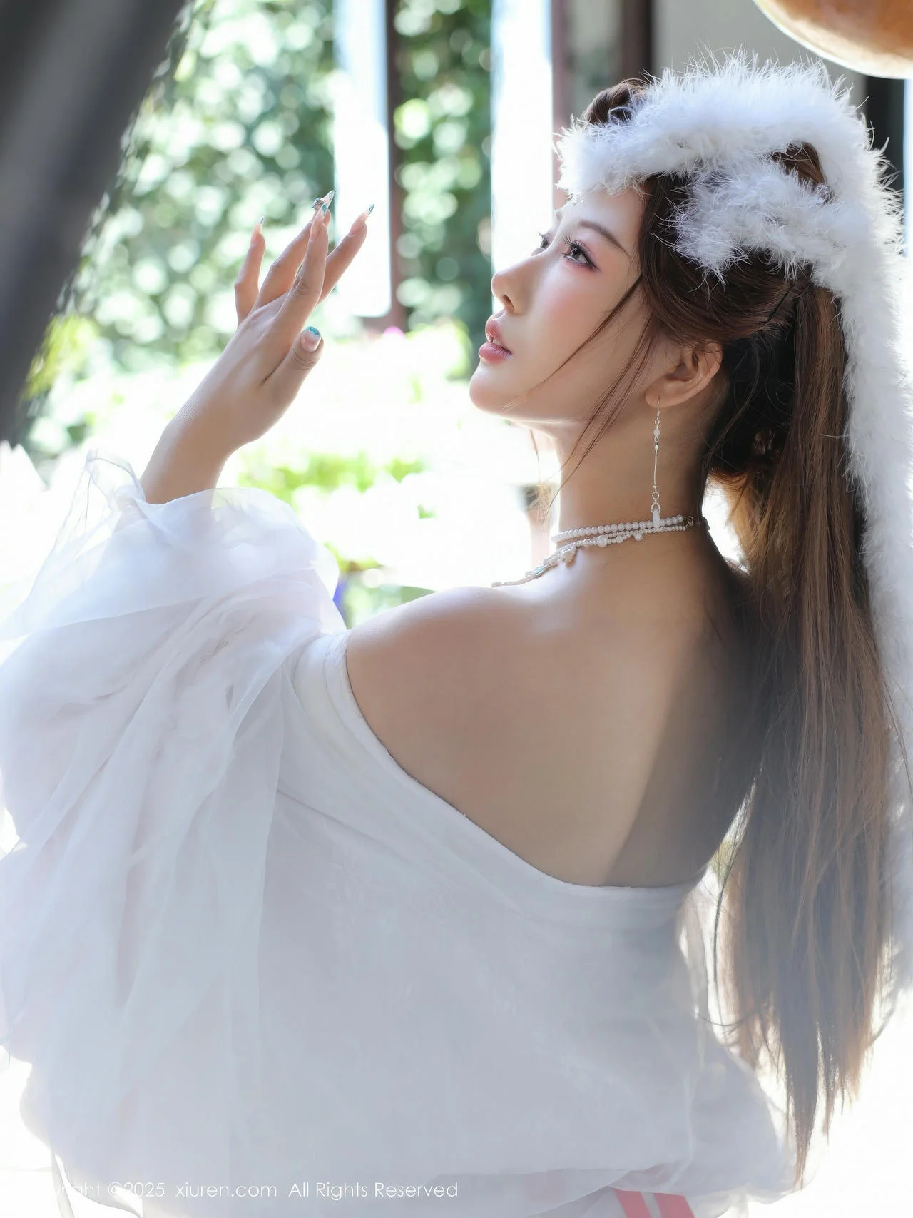 XiuRen 秀人 No.10843 金允希Yuki 白色锦毛鼠装扮 - 9