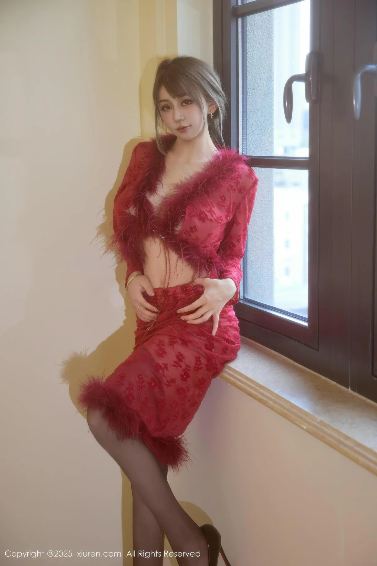 XiuRen 秀人 No.10848 Zoe柚柚美乳玉背红色复古服饰 - 3