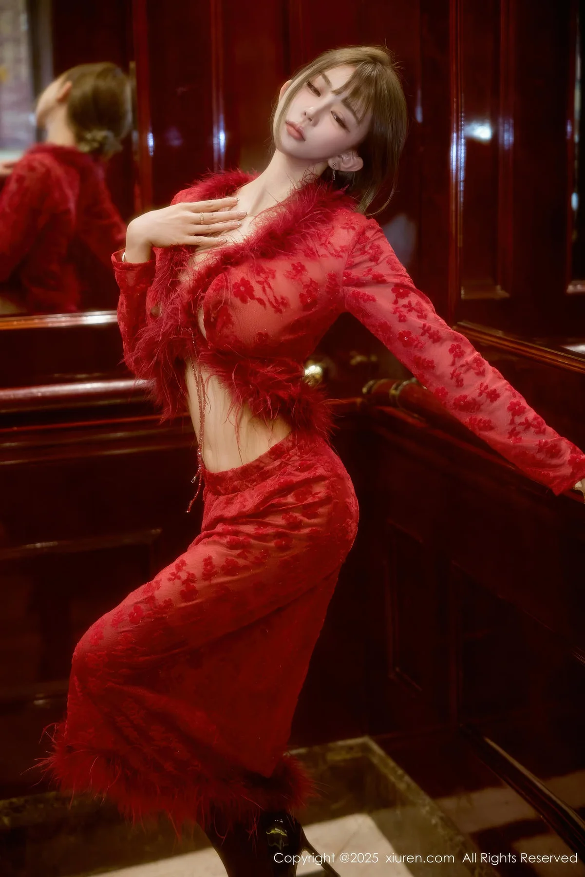 XiuRen 秀人 No.10848 Zoe柚柚美乳玉背红色复古服饰 - 3