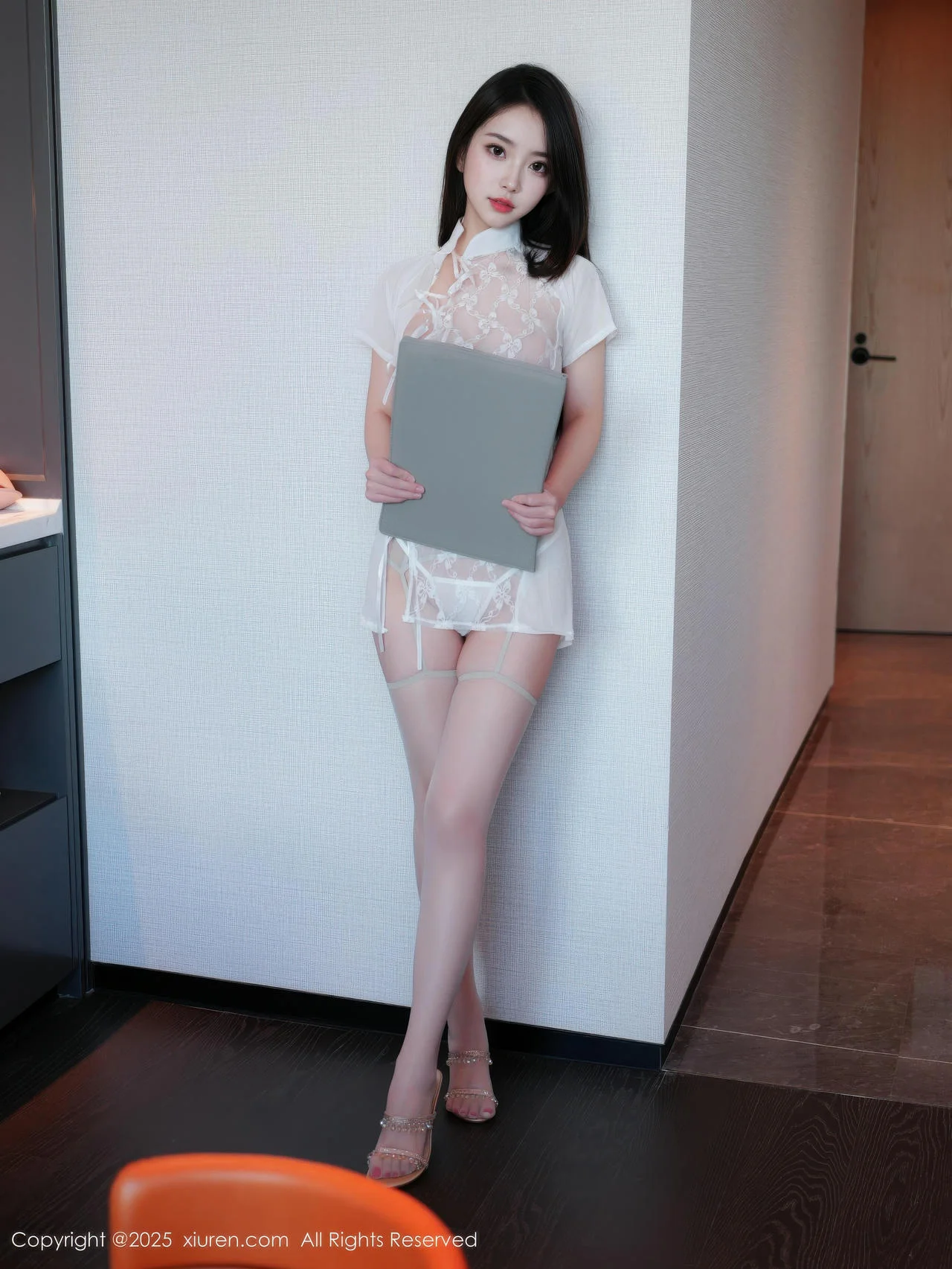 XiuRen 秀人 No.10854 烧烧小桃透视旗袍灰色丝袜 - 6