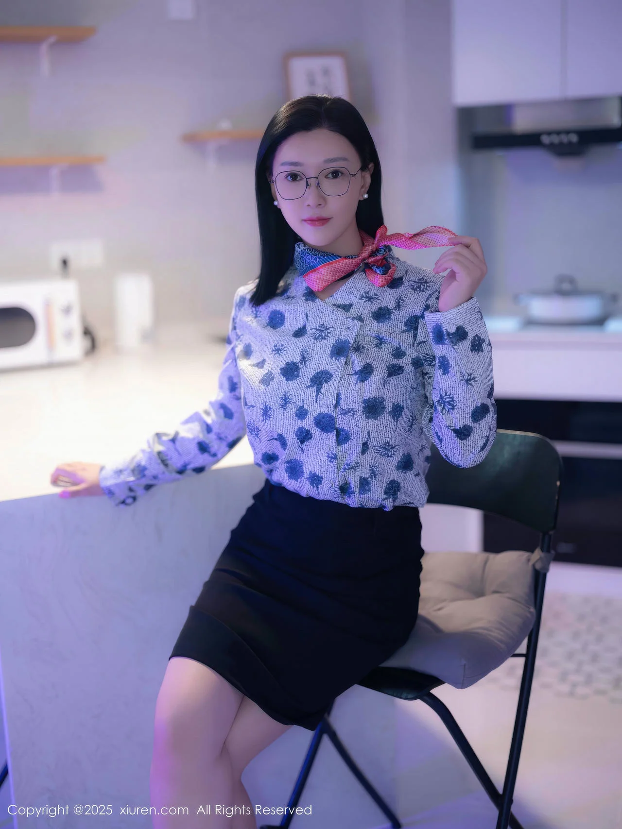 XiuRen 秀人 No.10866 软情空姐爆乳连体衣制服 - 1