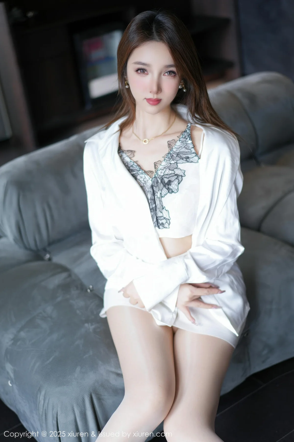 XiuRen 秀人 No.10872 桃桃夭夭twins 蕾丝内衣灰色OL服饰 - 9