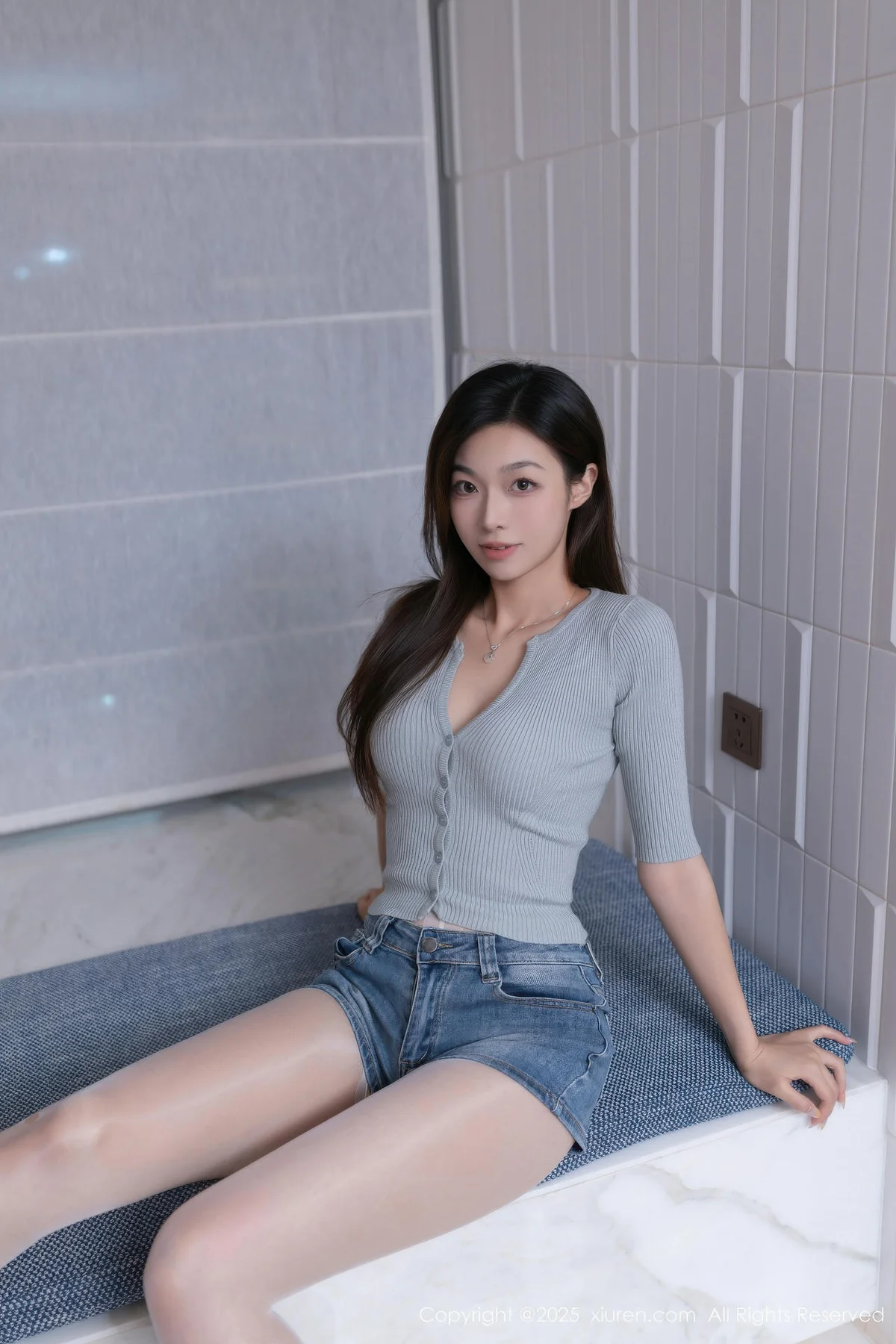 XiuRen 秀人 No.10881 kiki柚柚 蓝色超短牛仔裤 - 4