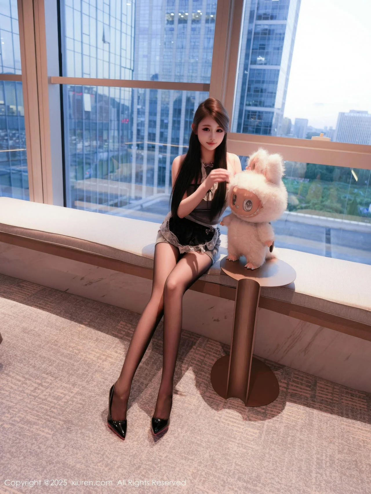 XiuRen 秀人 No.10884 甜妮 灰色女仆短裙曼妙姿态明艳动人 - 9