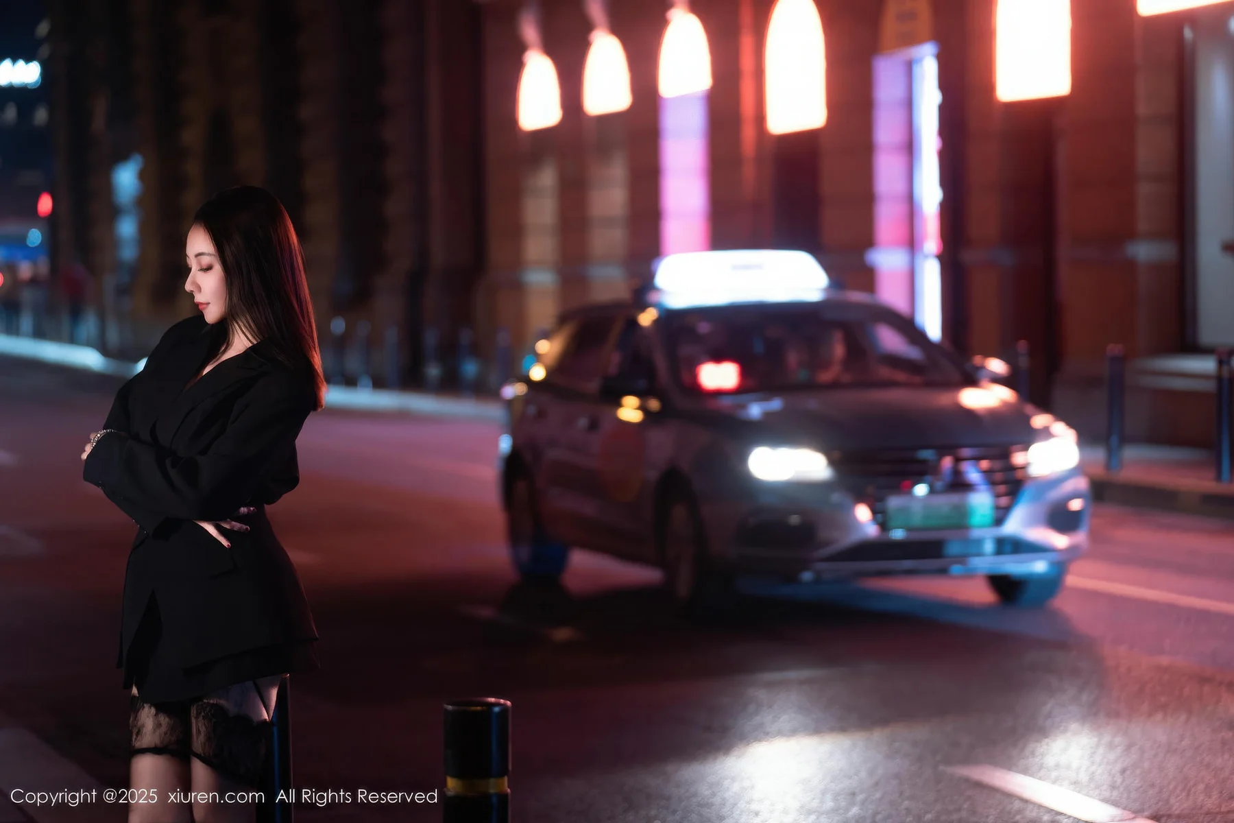 XiuRen 秀人 No.10899 果儿Victoria 妩媚妖娆大美女无敌御姐范 - 1