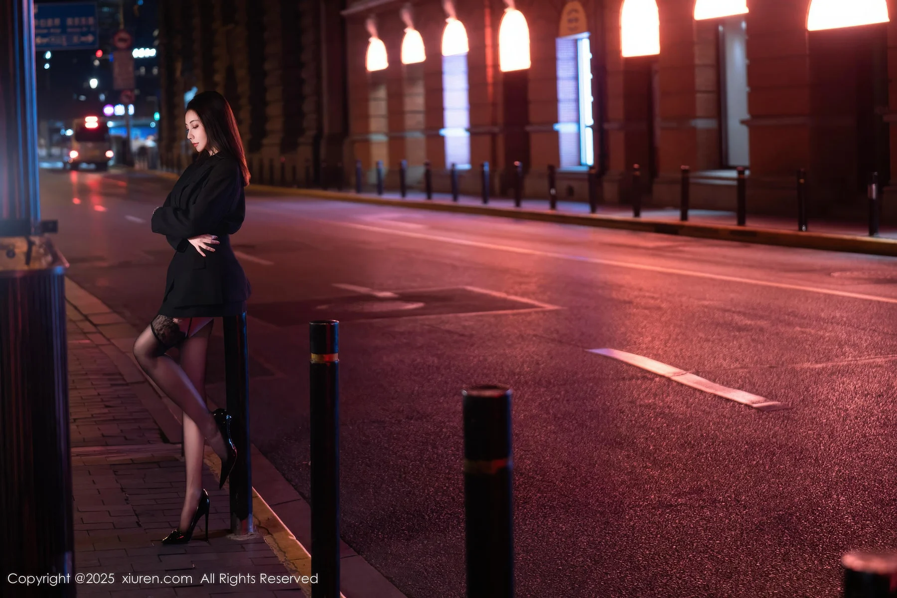 XiuRen 秀人 No.10899 果儿Victoria 妩媚妖娆大美女无敌御姐范 - 2