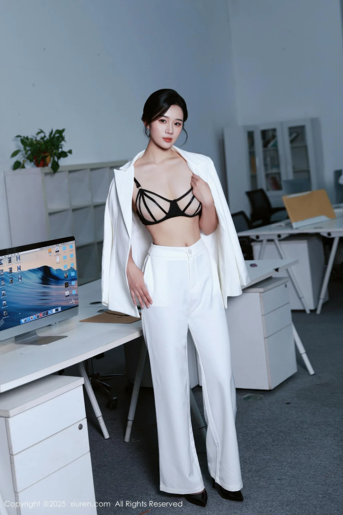 XiuRen 秀人 No.10908 南乔 白色西装黑丝ol - 6
