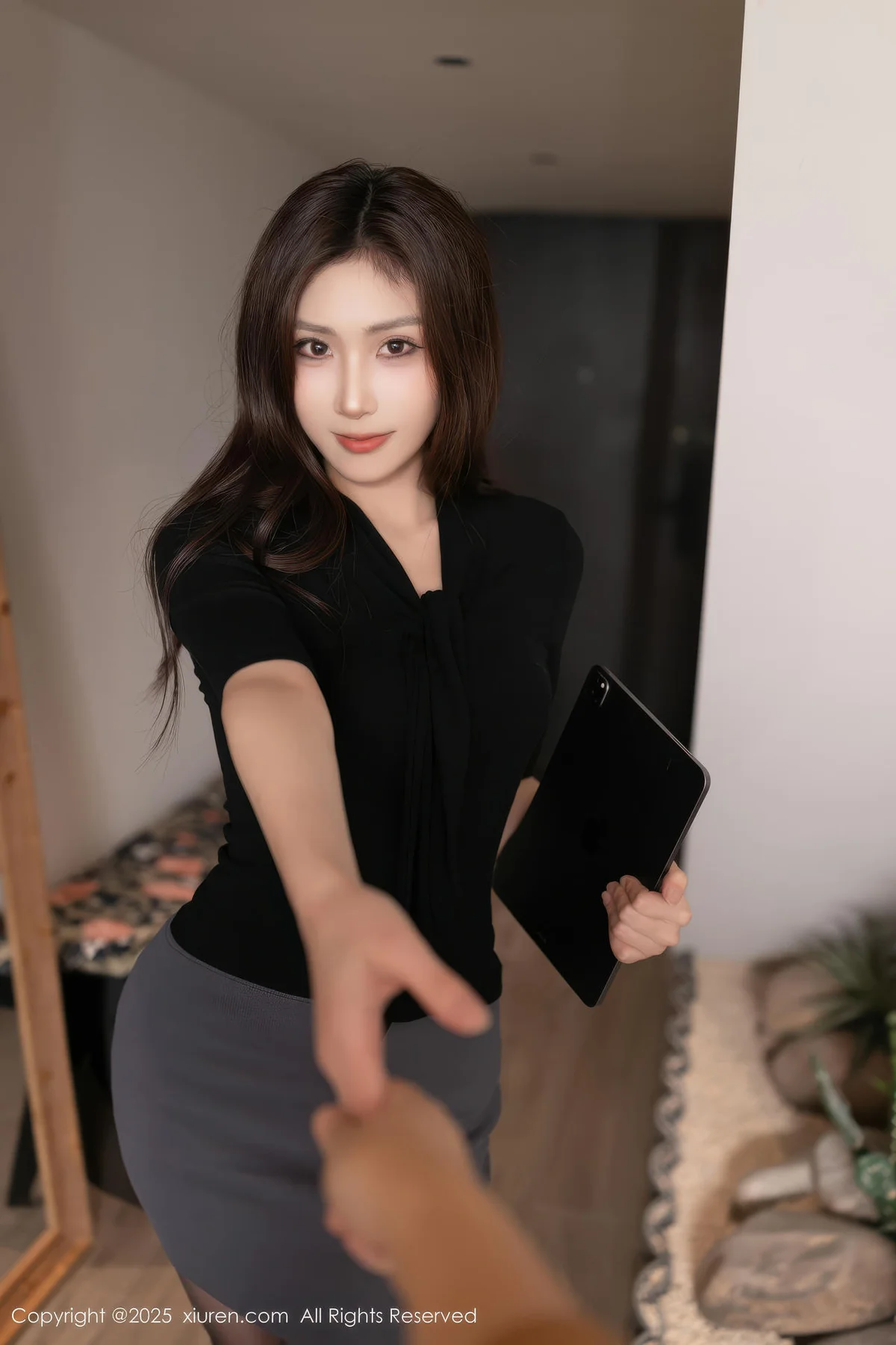 XiuRen 秀人 No.10930 刘婷婷 黑色OL极致美腿 - 6