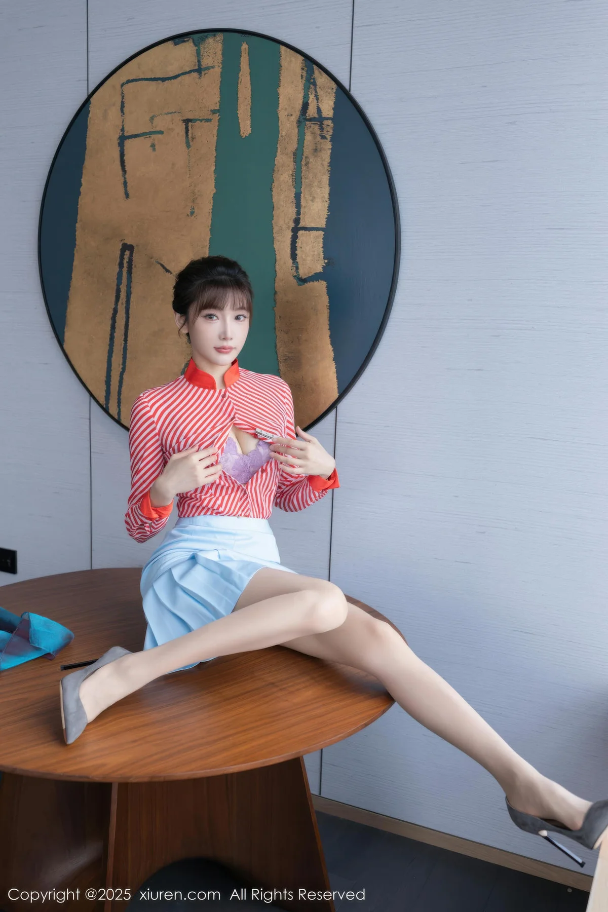 XiuRen 秀人 No.10932 陆萱萱 空姐紫色蕾丝内衣 - 4