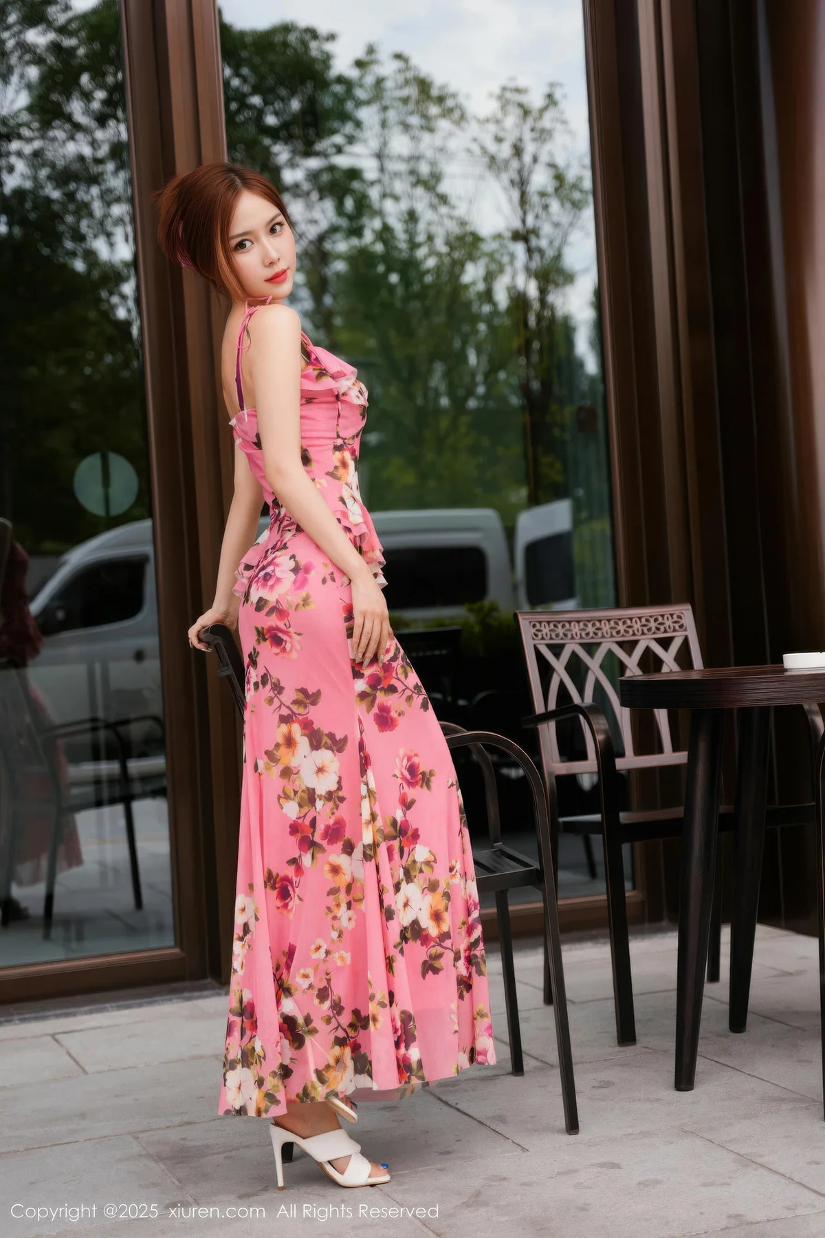 XiuRen 秀人 No.10954 白芷yy 碎花连衣裙身姿柔美 - 3