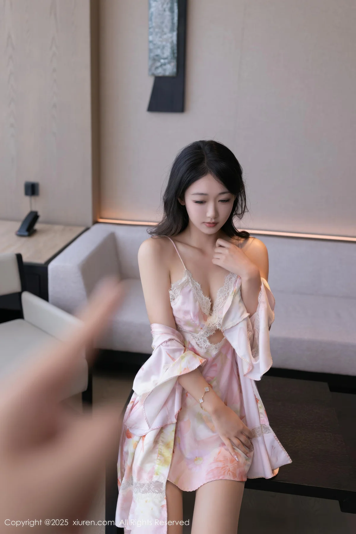 XiuRen 秀人 No.10970 唐安琪 粉色睡袍肉色丝袜 - 7