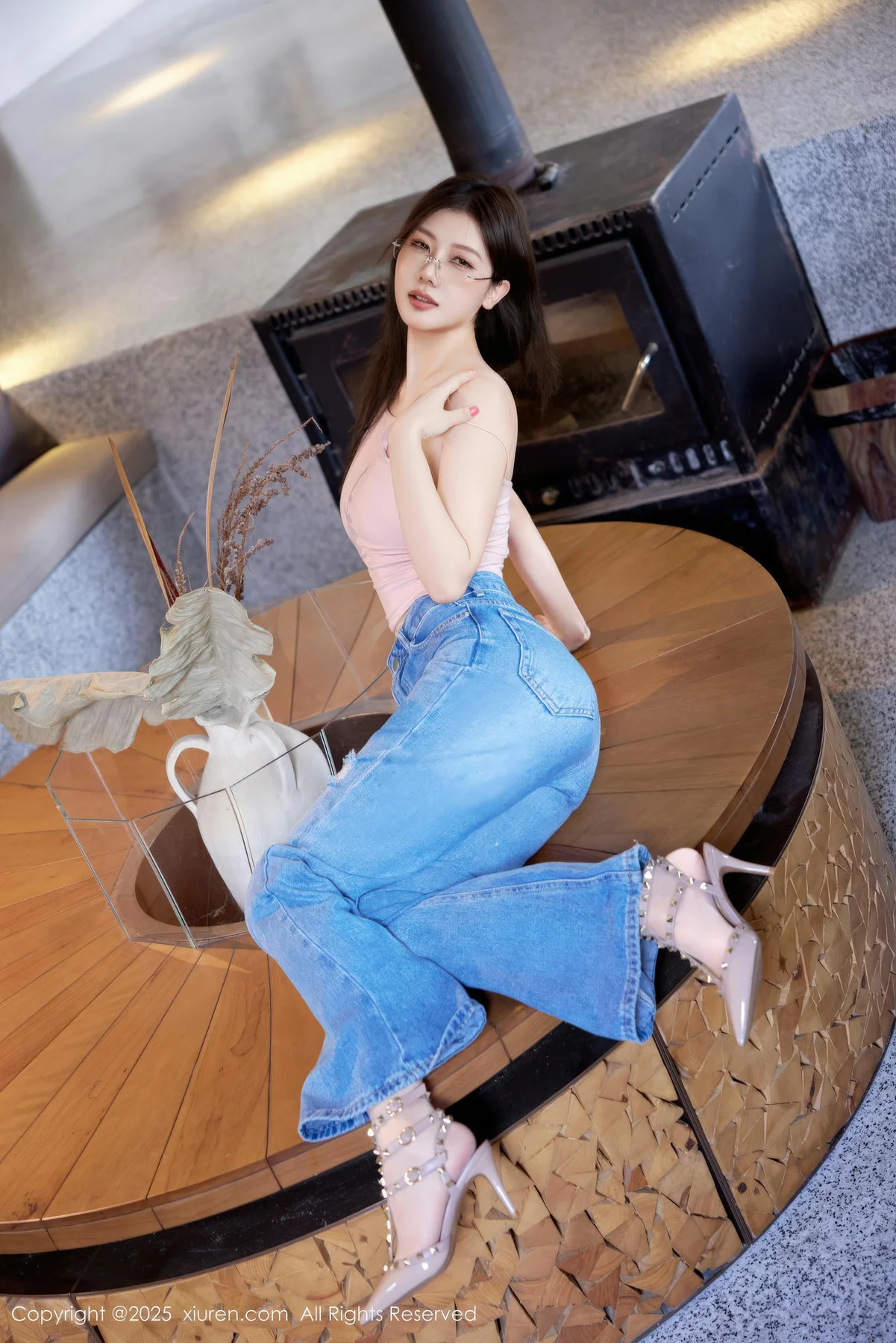 XiuRen 秀人 No.10983 尹甜甜sunny 洁白肤色粉色常服 - 8