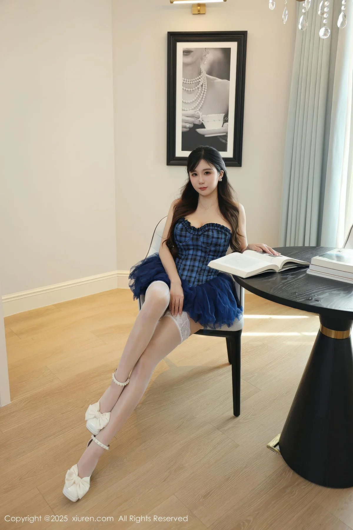 XiuRen 秀人 No.10990 小肉肉咪  童颜少女蓬蓬裙白色丝袜 - 9