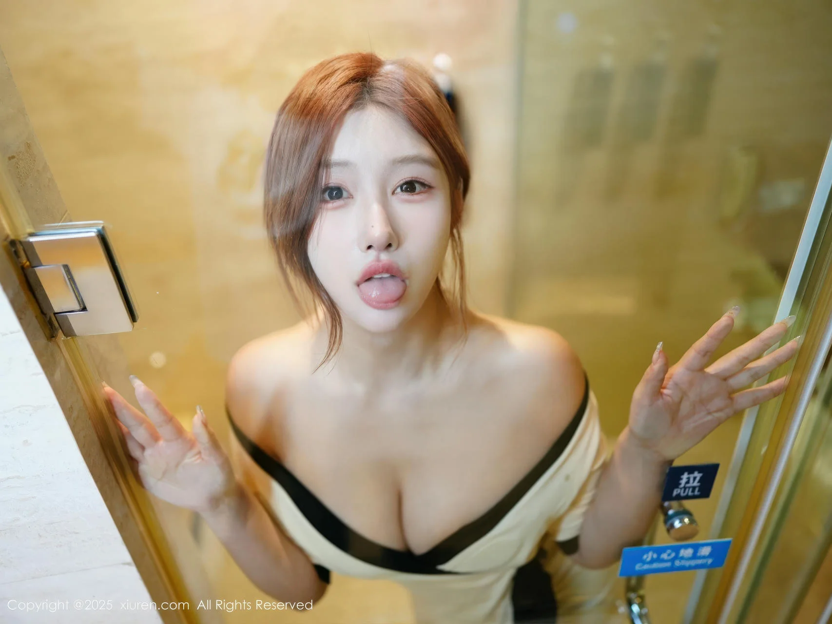 XiuRen 秀人 No.10991 金允希Yuki 浅色技师服气质美女 - 8