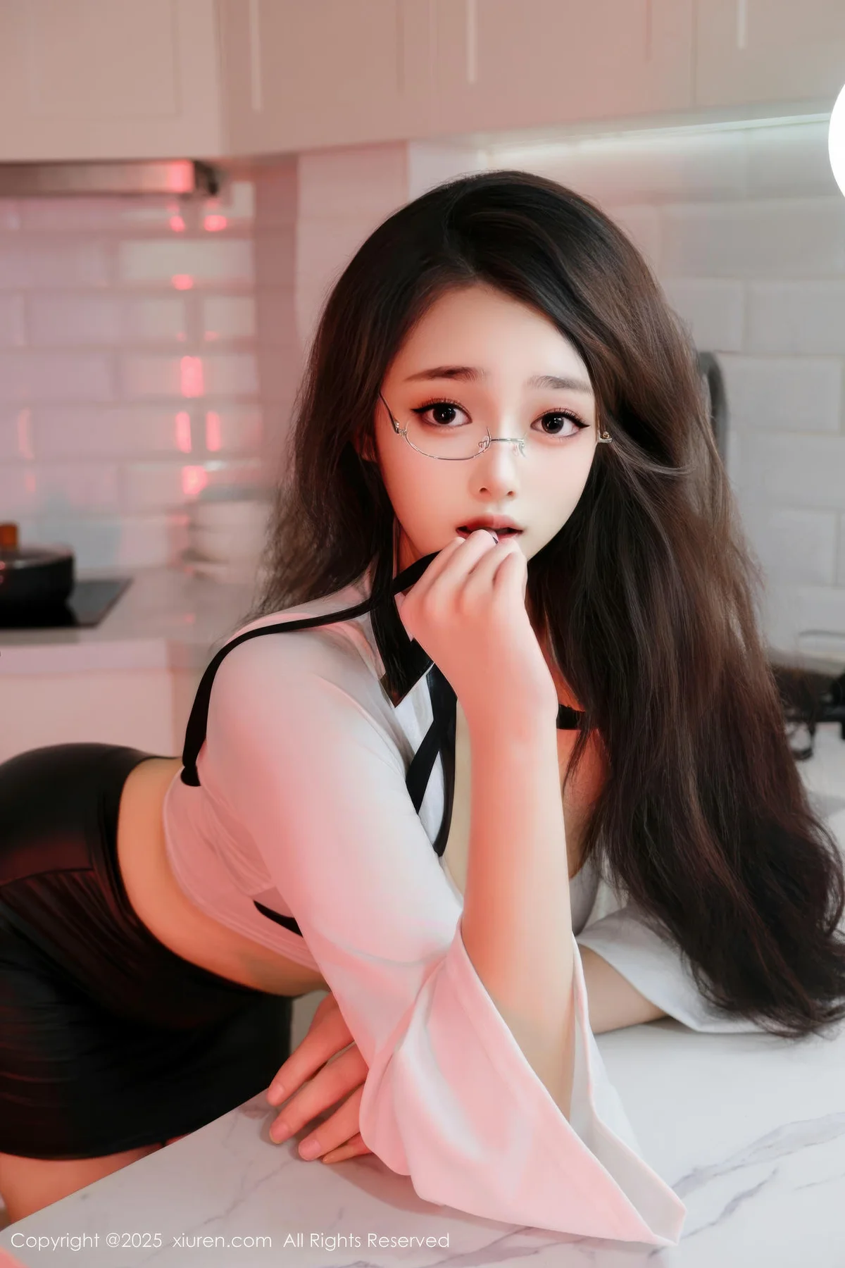 XiuRen 秀人 No.10993 福福Thrive 丰满少女超短裤 - 3