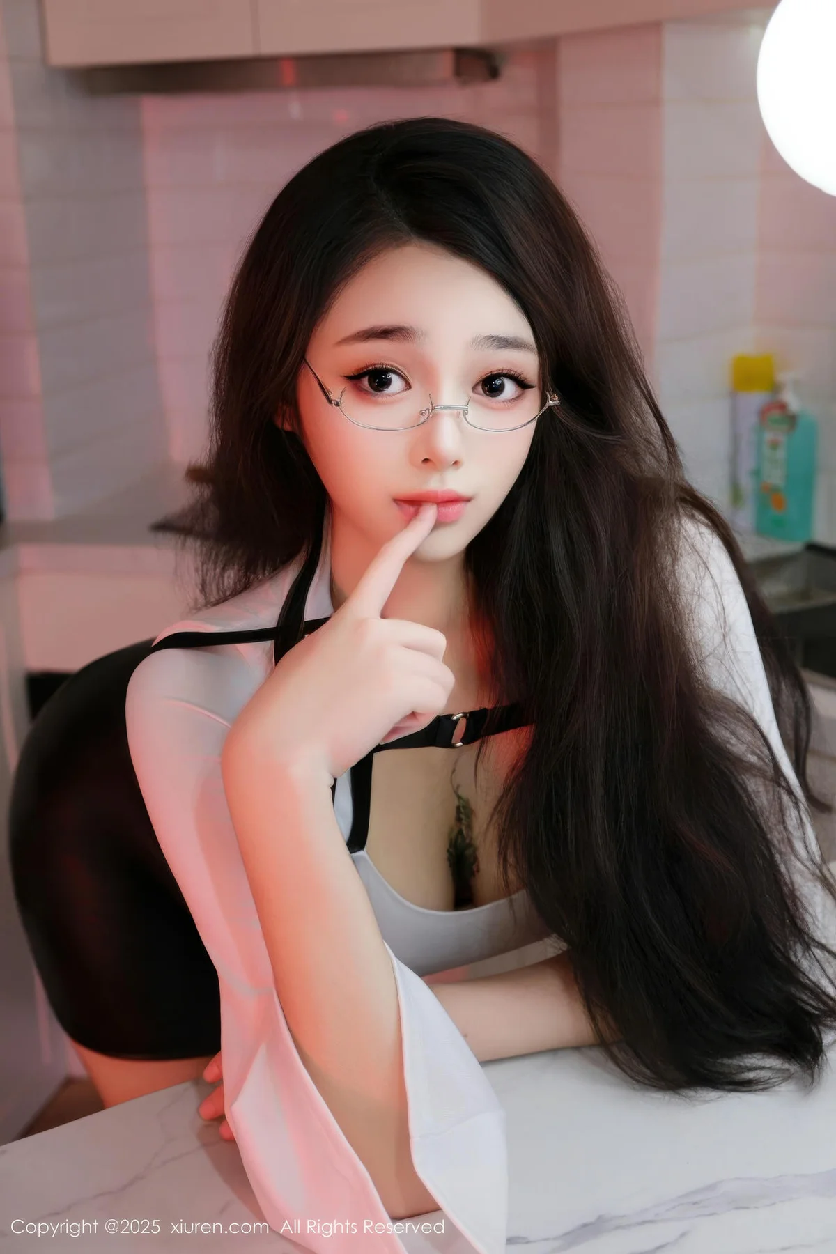 XiuRen 秀人 No.10993 福福Thrive 丰满少女超短裤 - 4