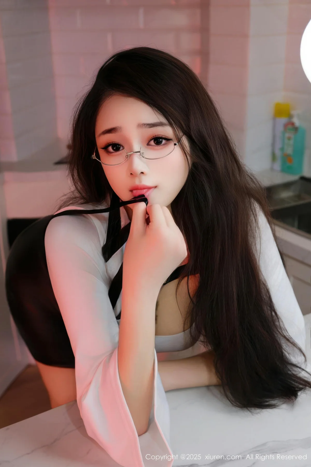 XiuRen 秀人 No.10993 福福Thrive 丰满少女超短裤 - 5