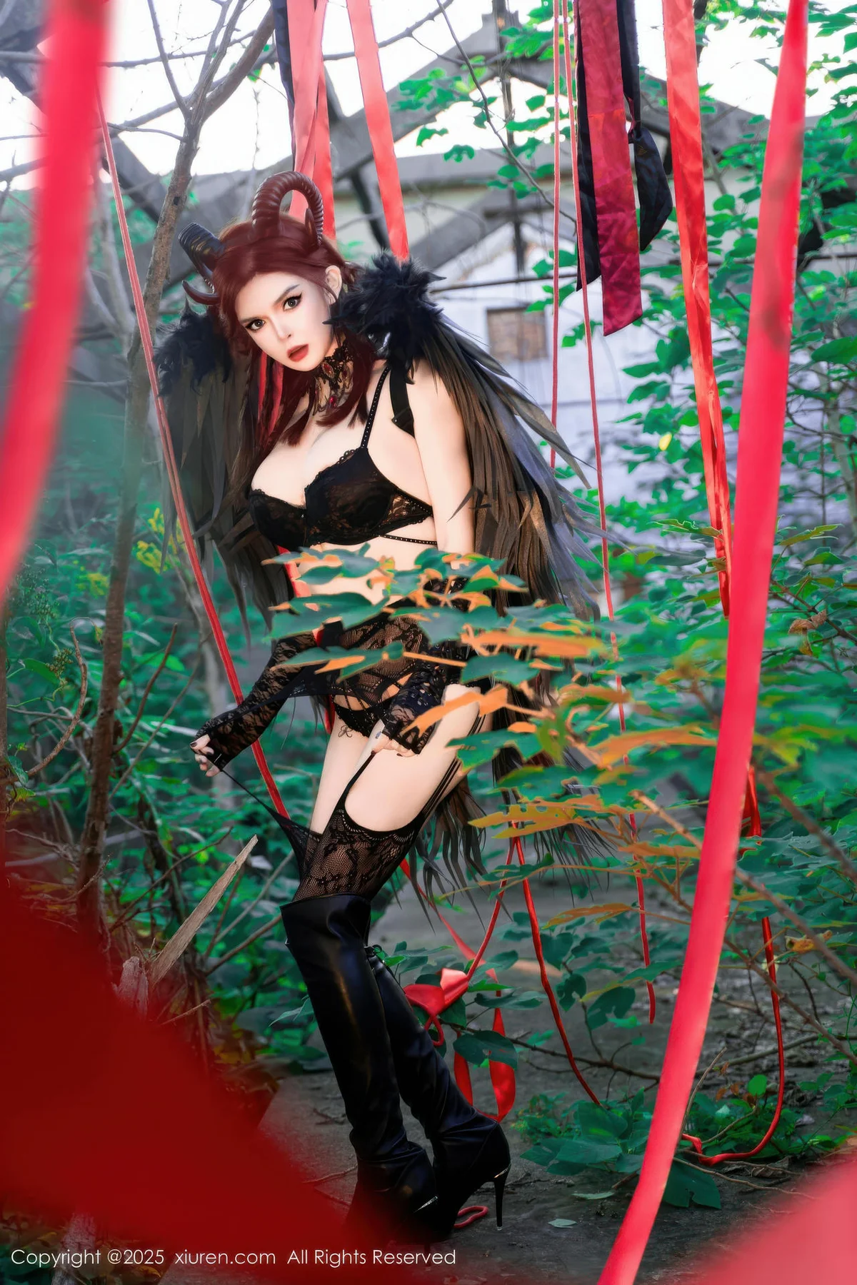 XiuRen 秀人 No.10994 伊丽莎有点白 的哥特系小恶魔cosplay - 2