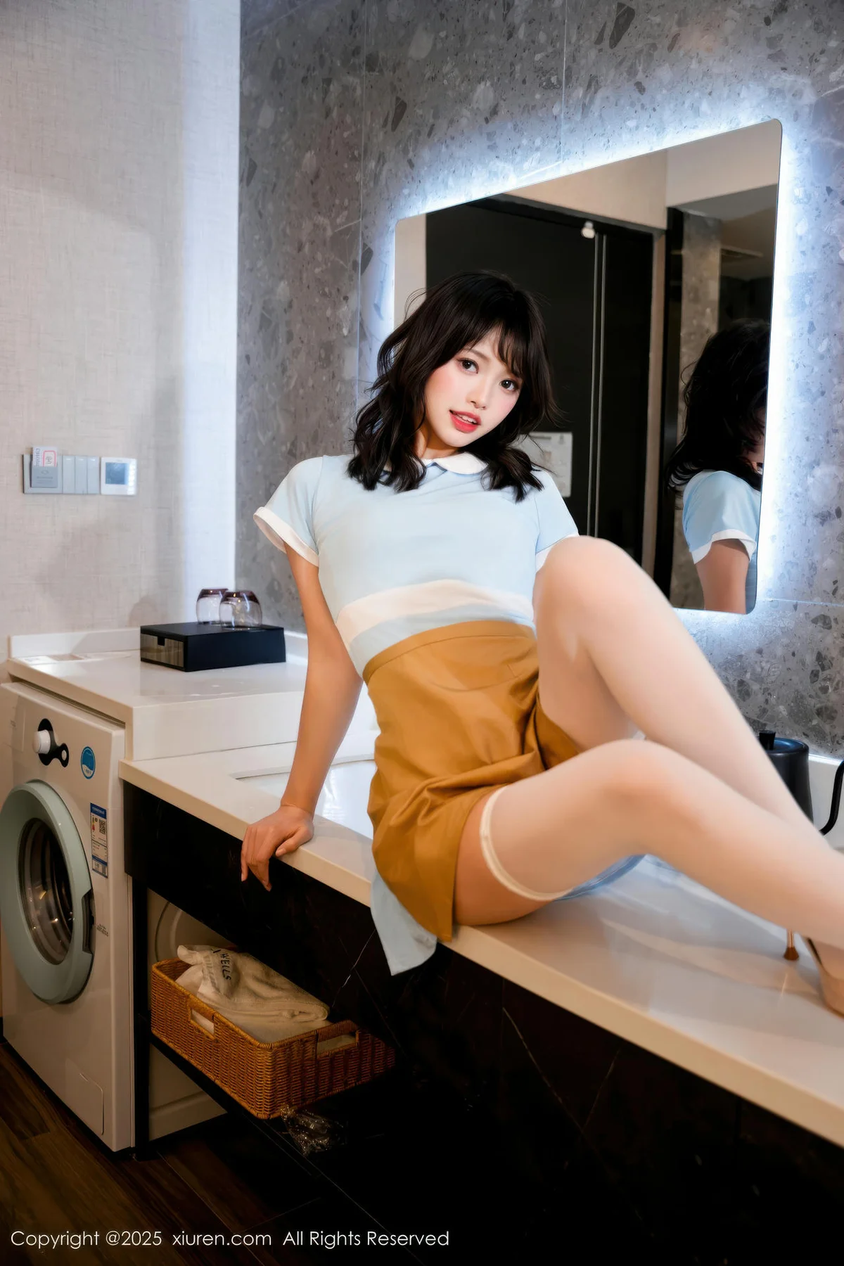 XiuRen 秀人 No.11000 小舒淇 气质短发美女诱人白色丝袜 - 2