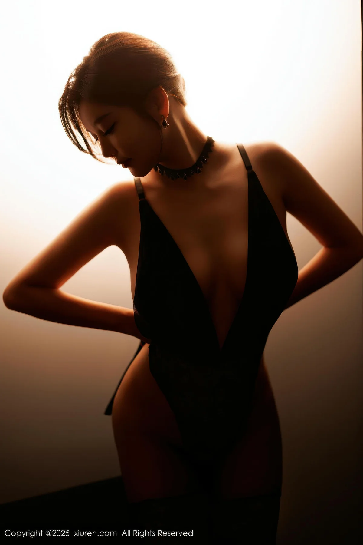 XiuRen 秀人 No.11013 CHENCHEN 修身旗袍西安旅拍写真发布 - 5