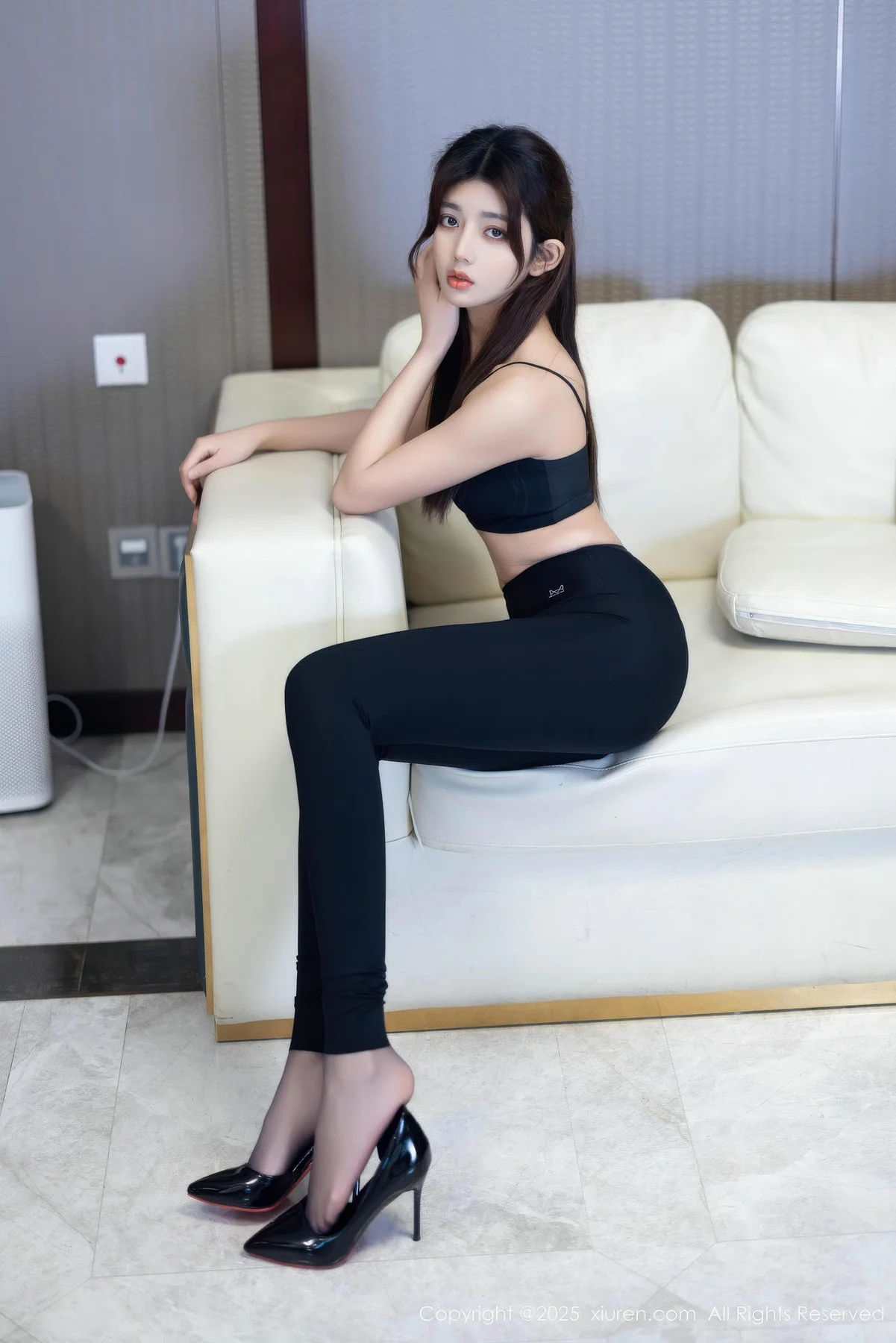 XiuRen 秀人 No.11015 姜冉冉Renee 黑色内衣魅惑黑丝 - 3