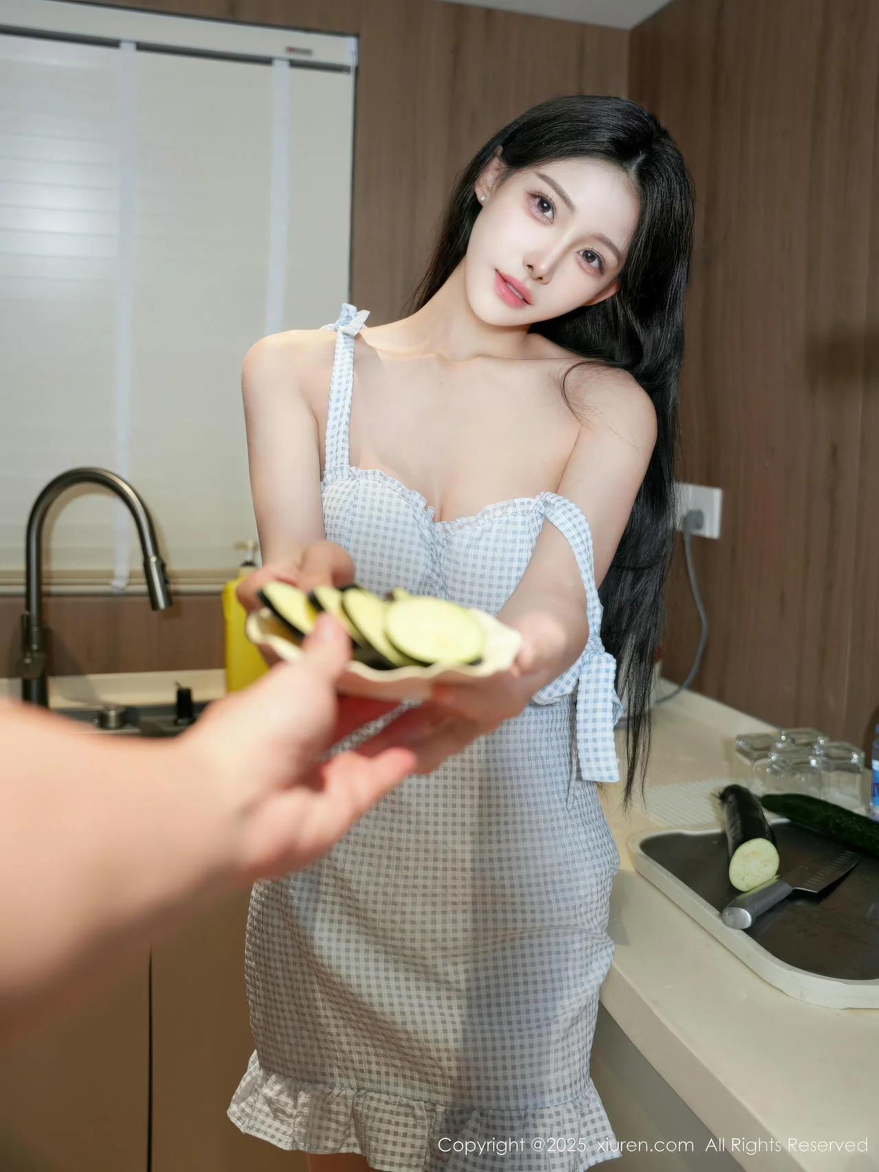 XiuRen 秀人 No.11026 梨霜儿性感厨娘装扮 - 2