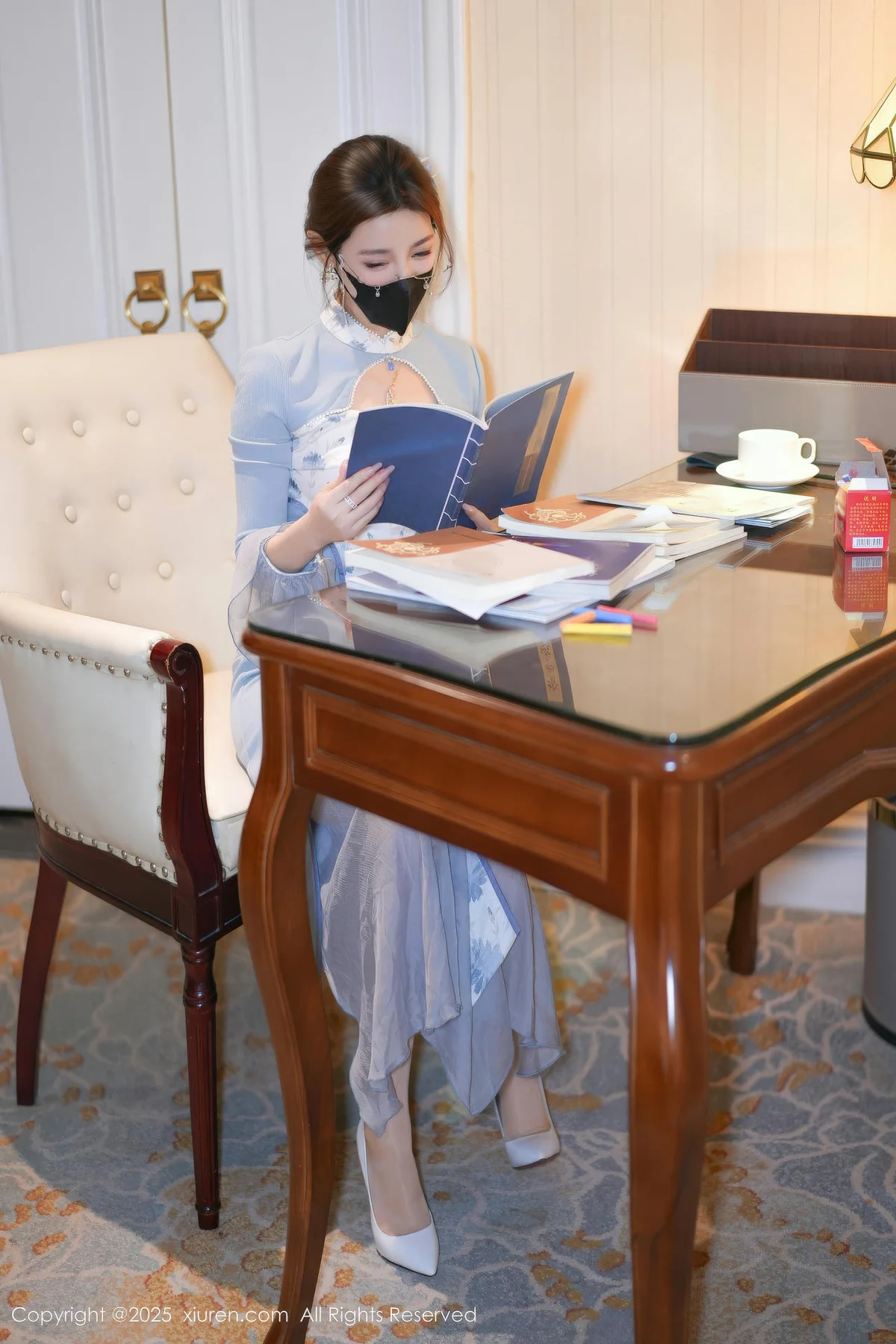 XiuRen 秀人 No.11033 Twins桃桃旗袍蓝色连衣裙 - 8