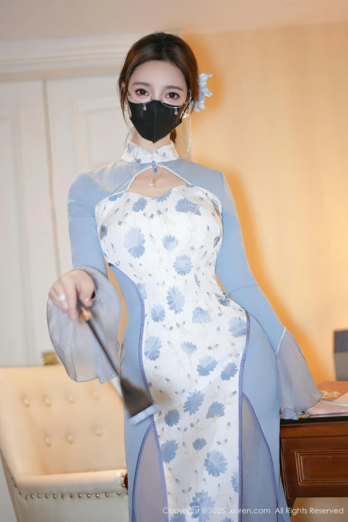 XiuRen 秀人 No.11033 Twins桃桃旗袍蓝色连衣裙 - 4