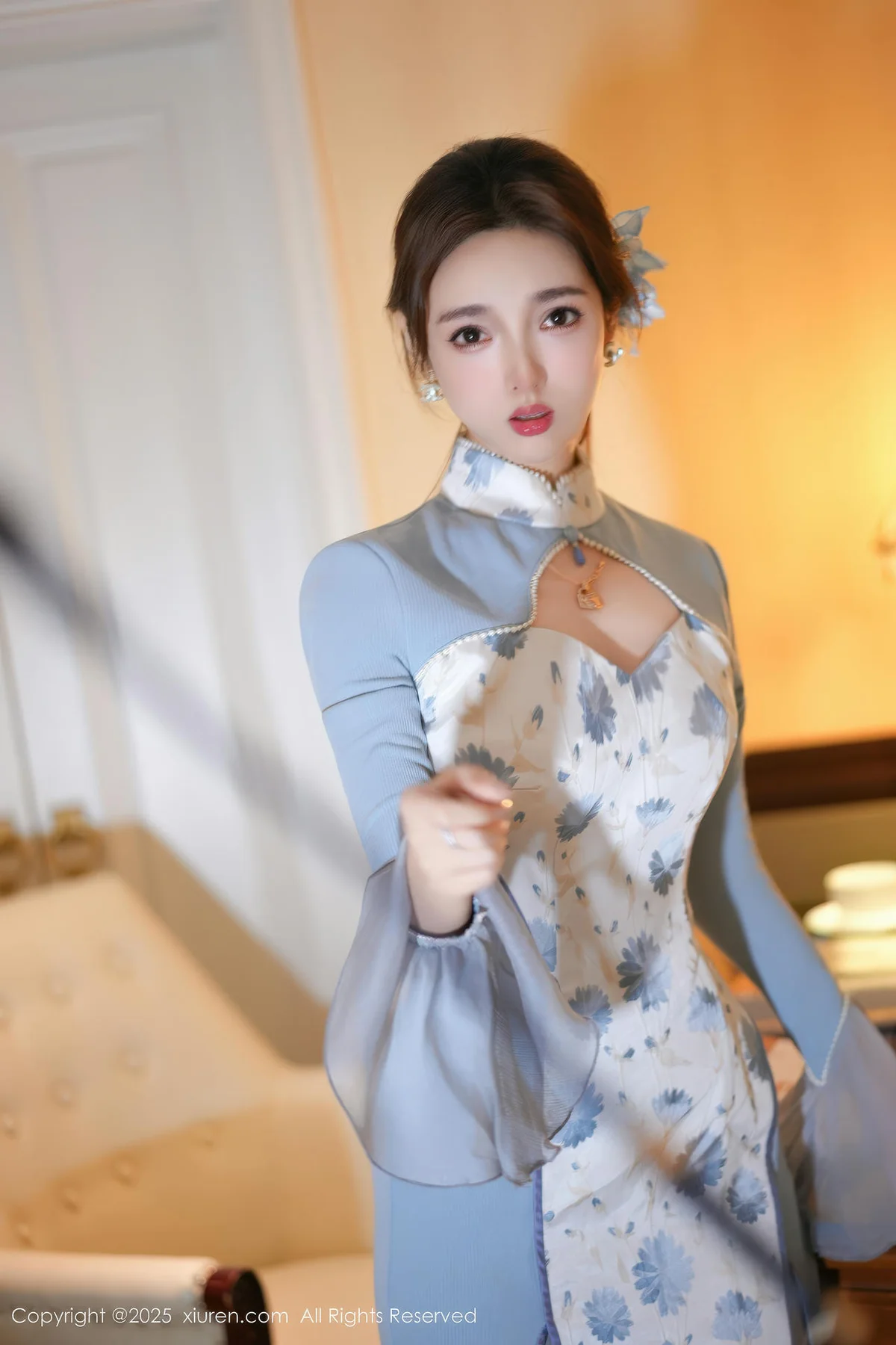 XiuRen 秀人 No.11033 Twins桃桃旗袍蓝色连衣裙 - 6