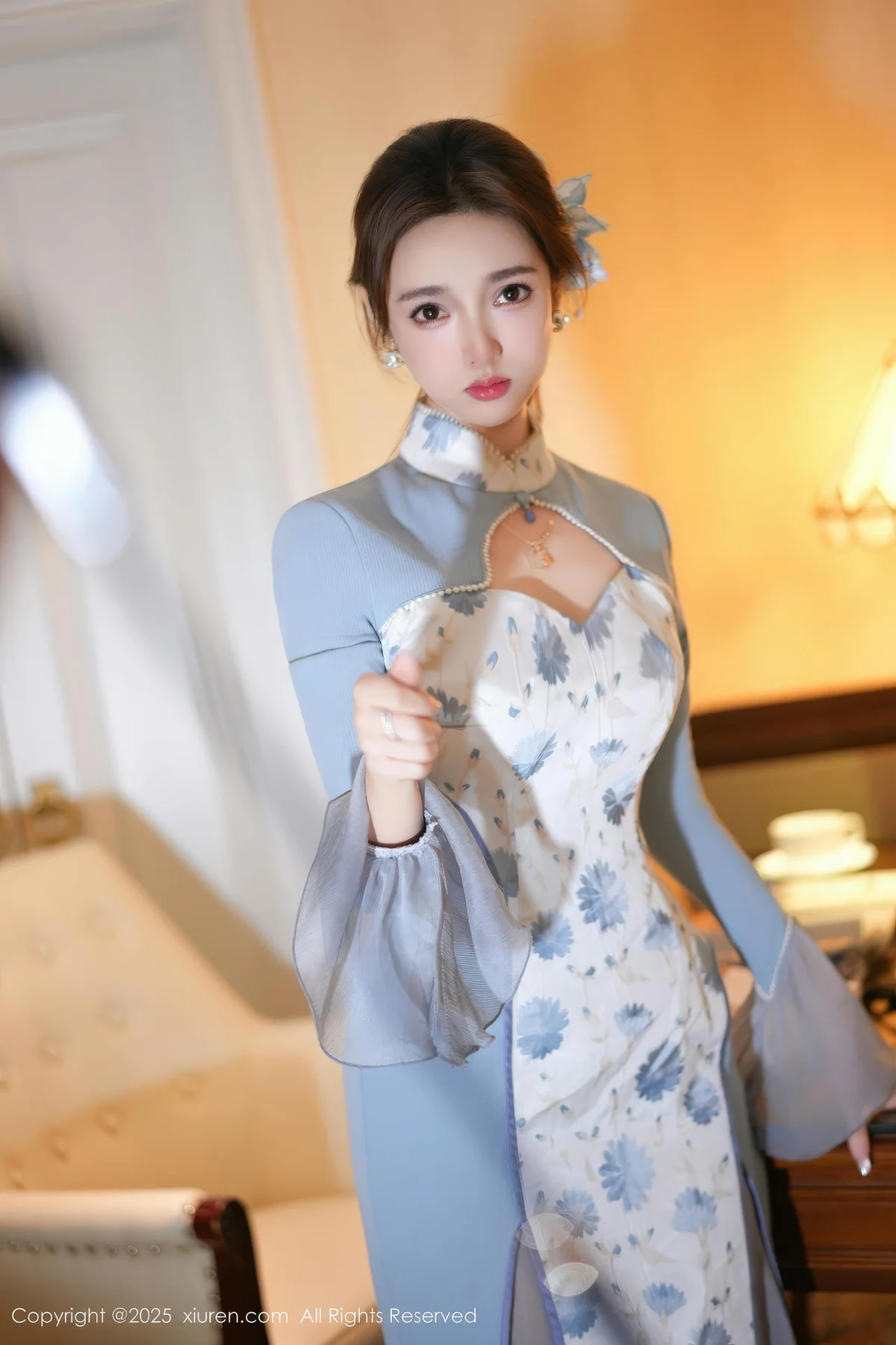 XiuRen 秀人 No.11033 Twins桃桃旗袍蓝色连衣裙 - 7