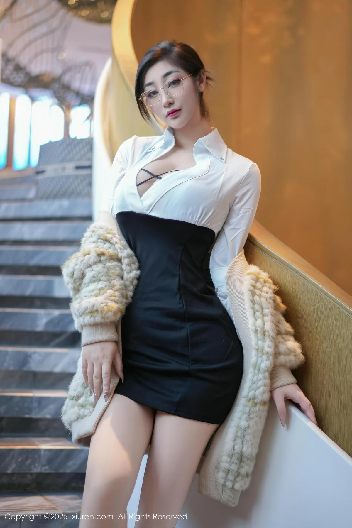 XiuRen 秀人 No.11045 妲己Toxic 短裙诱人肉色丝袜 - 3