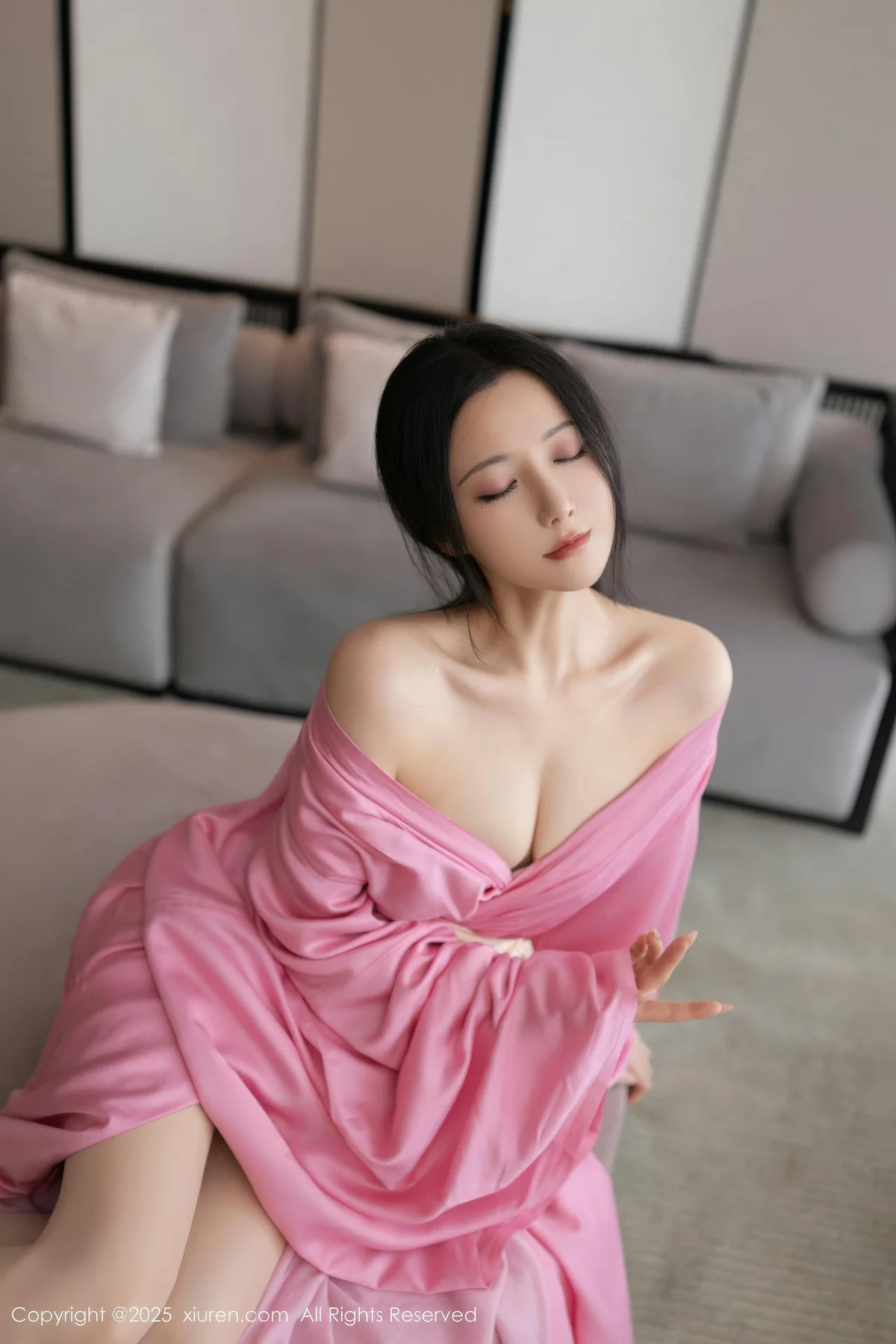 XiuRen 秀人 No.11049 鱼子酱Fish 粉色月影纱肉色丝袜 - 3