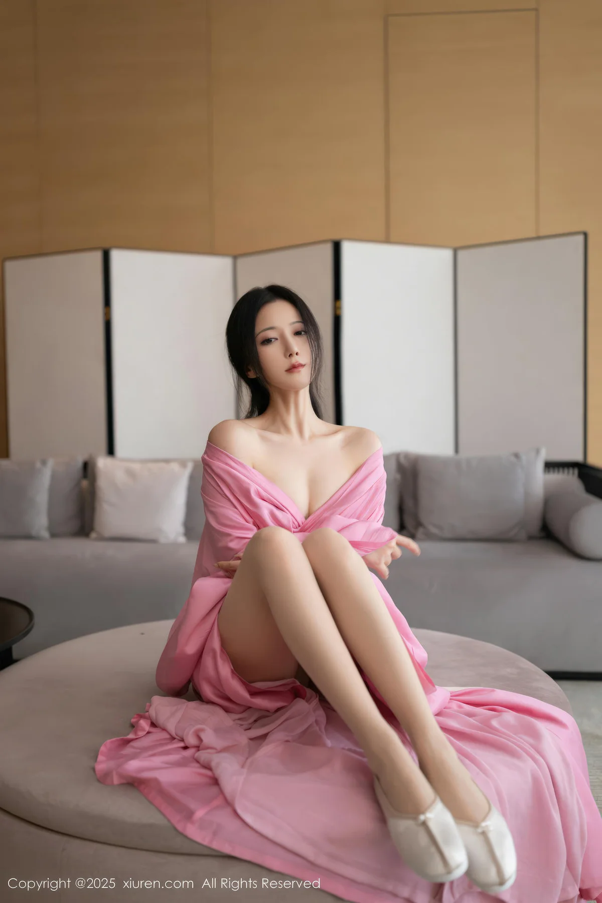 XiuRen 秀人 No.11049 鱼子酱Fish 粉色月影纱肉色丝袜 - 7