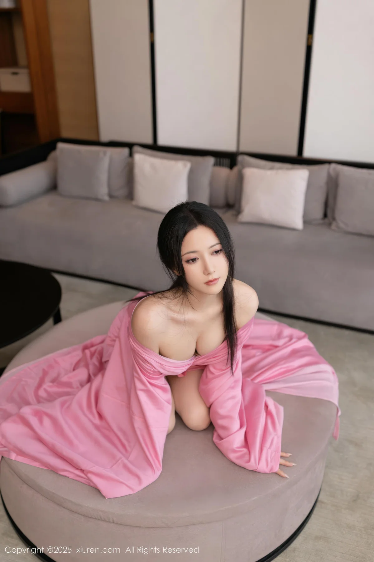 XiuRen 秀人 No.11049 鱼子酱Fish 粉色月影纱肉色丝袜 - 3